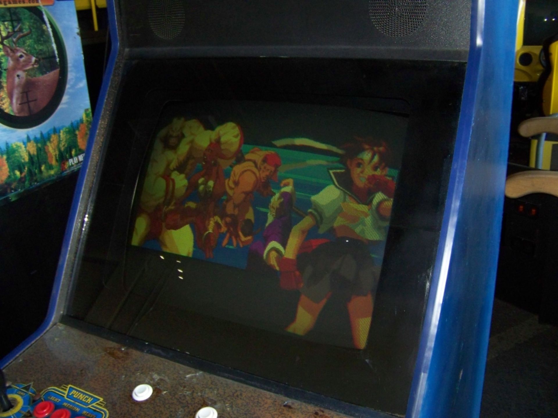 STREET FIGHTER ALPHA 2 BIG BLUE CAB ARCADE GAME - Image 5 of 5