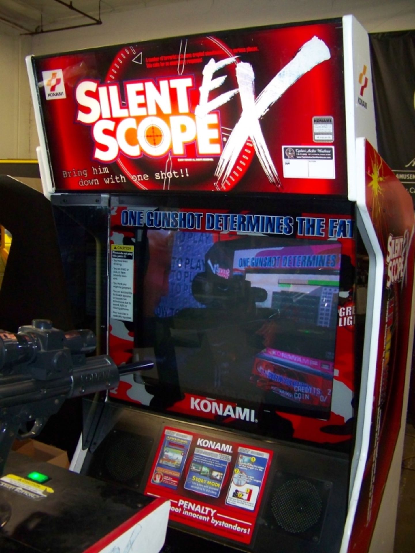 SILENT SCOPE EX DELUXE 39" SHOOTER ARCADE GAME - Image 3 of 8