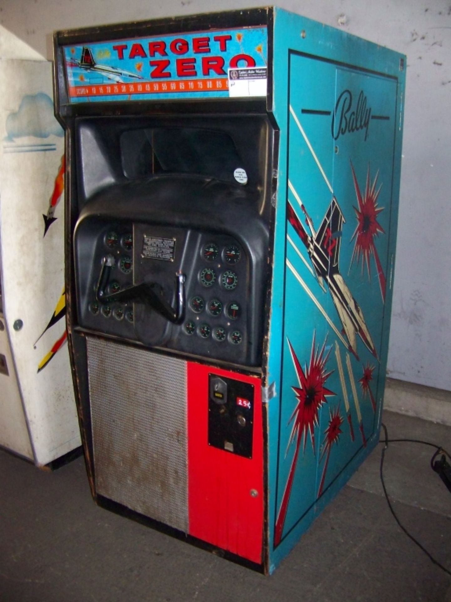 TARGET ZERO CLASSIC MECHANICAL ARCADE GAME BALLY - Image 5 of 5