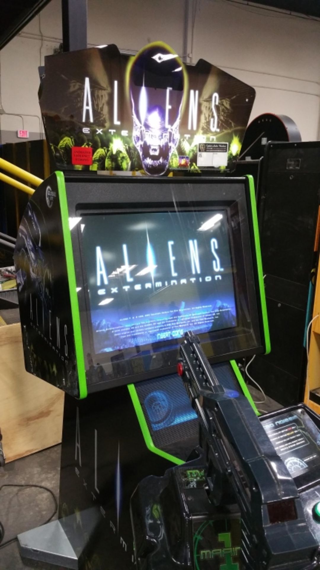 ALIENS EXTERMINATION FIXED GUN SHOOTER ARCADE GAME - Image 4 of 4