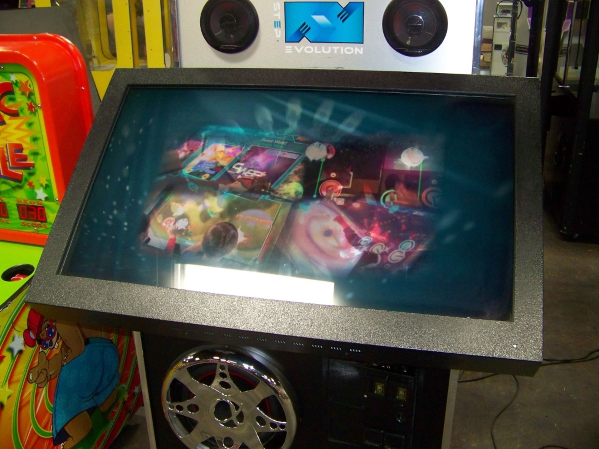 RE-RAVE MUSIC RYTHYM ARCADE GAME - Image 3 of 8