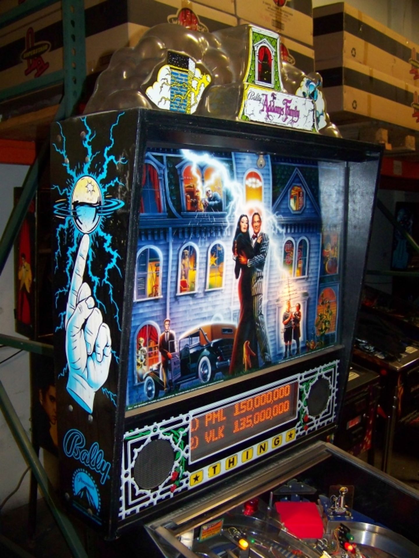 THE ADDAMS FAMILY PINBALL MACHINE BALLY 1992 - Image 6 of 15