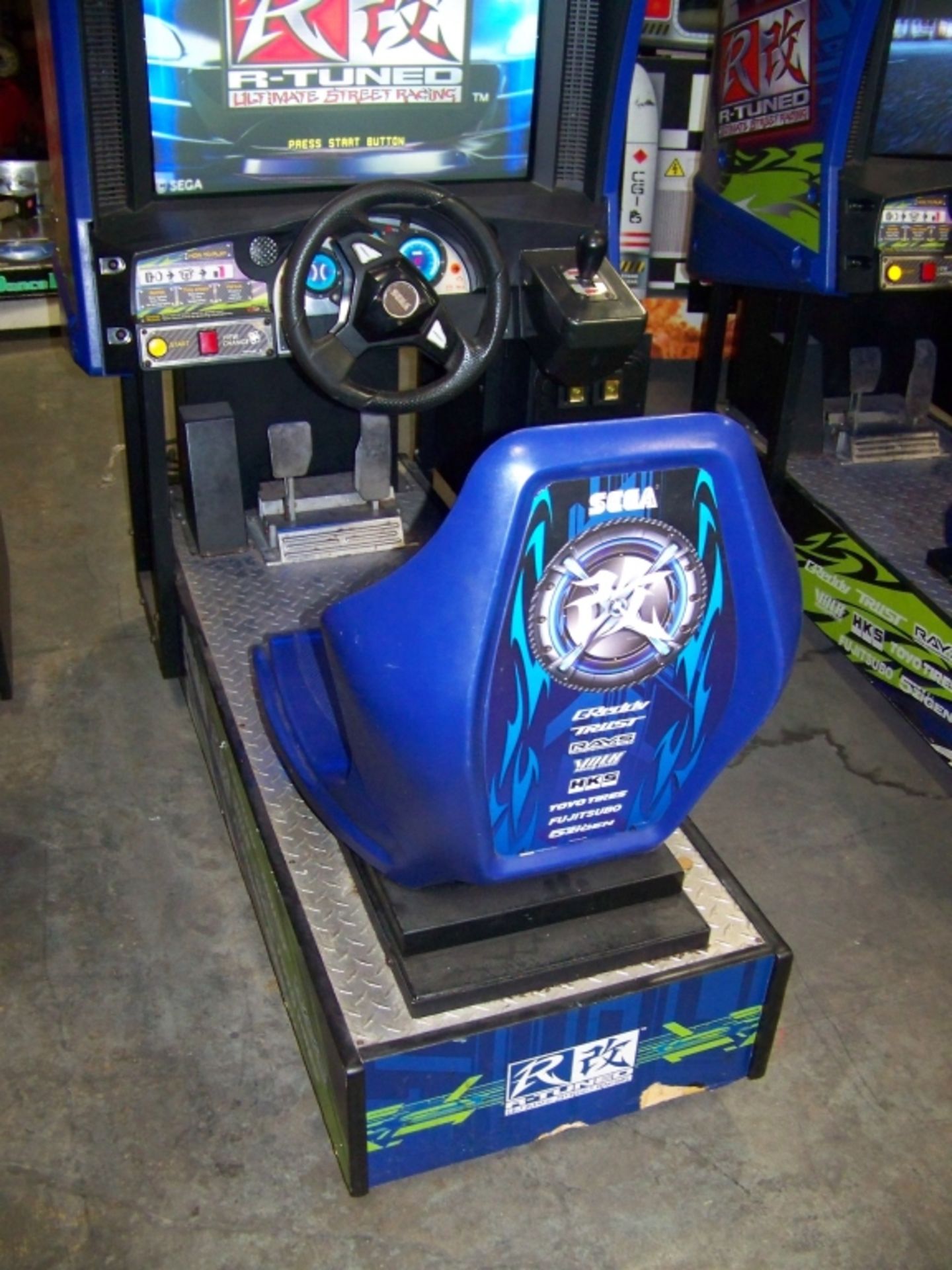 R-TUNED SINGLE RACING ARCADE GAME SEGA - Image 3 of 4