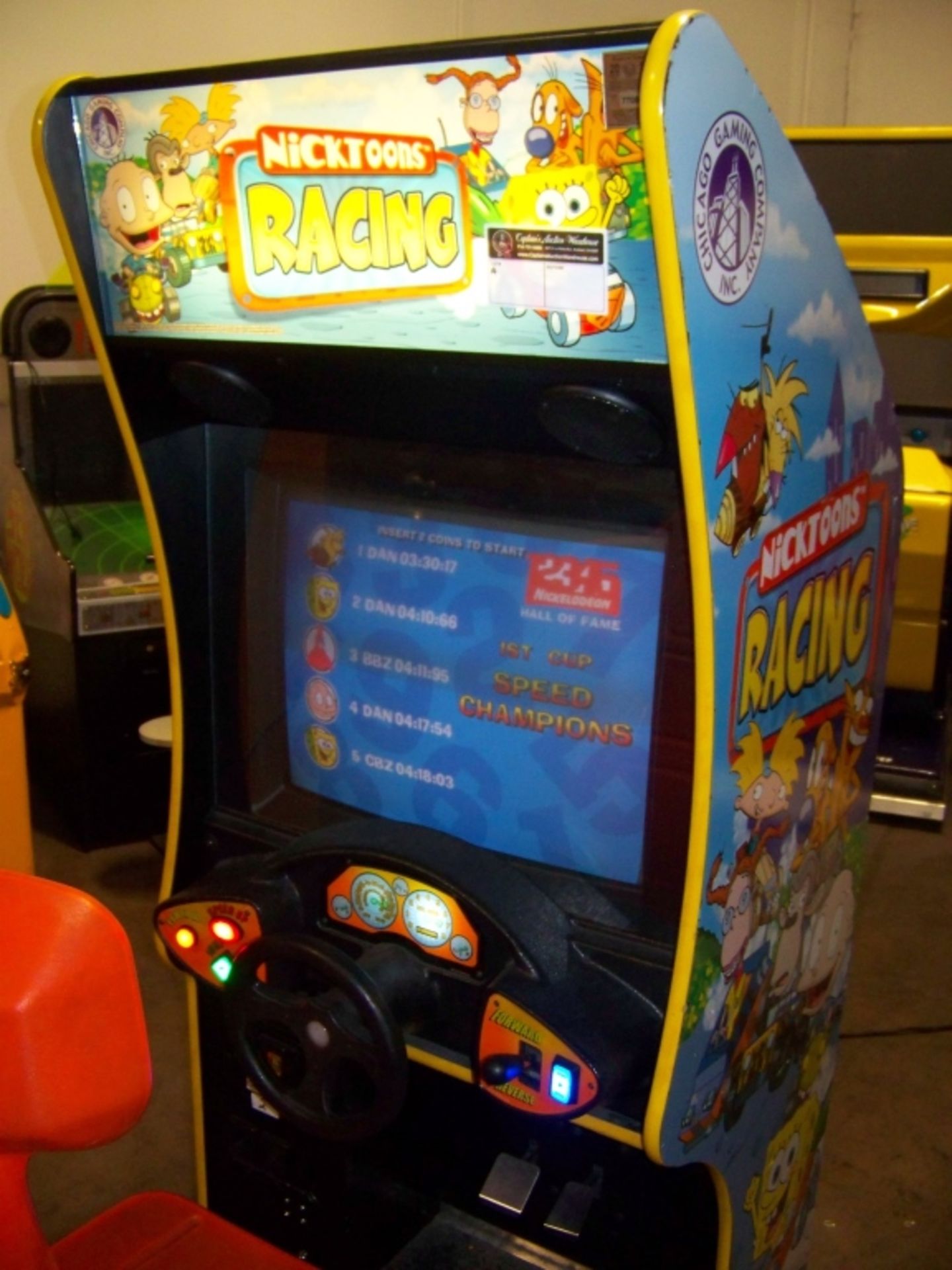 NICKTOONS RACING SITDOWN ARCADE GAME CHICAGO COIN - Image 2 of 6