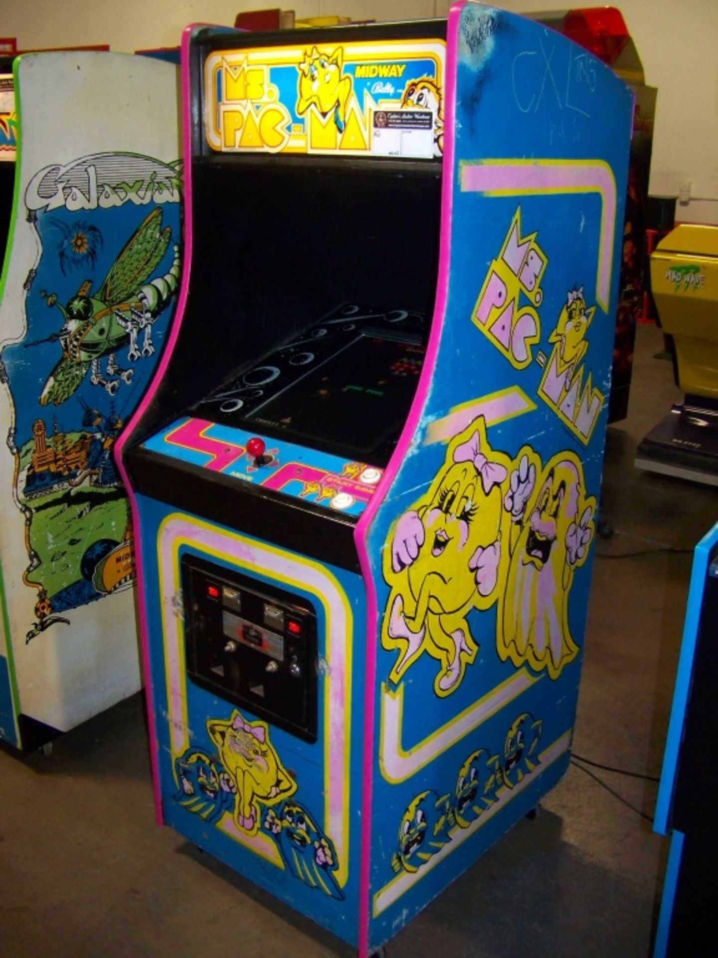 MULTICADE MS PACMAN 60 IN 1 UPRIGHT ARCADE GAME - Image 2 of 7