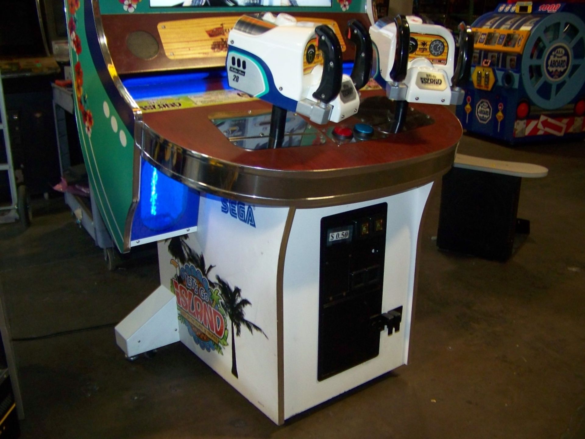 LET'S GO ISLAND FIXED GUN SHOOTER UPRIGHT SEGA - Image 6 of 9