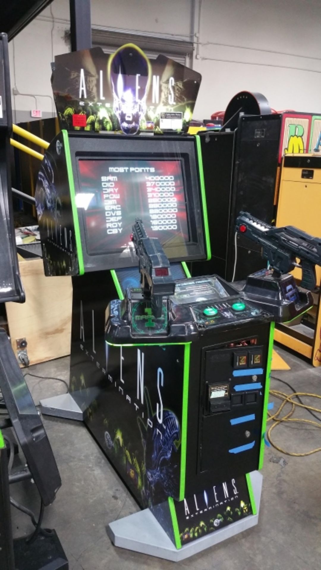 ALIENS EXTERMINATION FIXED GUN SHOOTER ARCADE GAME