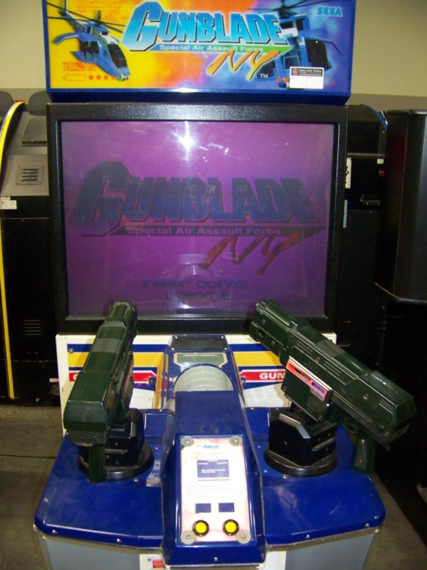 GUNBLADE NY 50" DX FIED GUN SHOOTER ARCADE GAME - Image 5 of 6