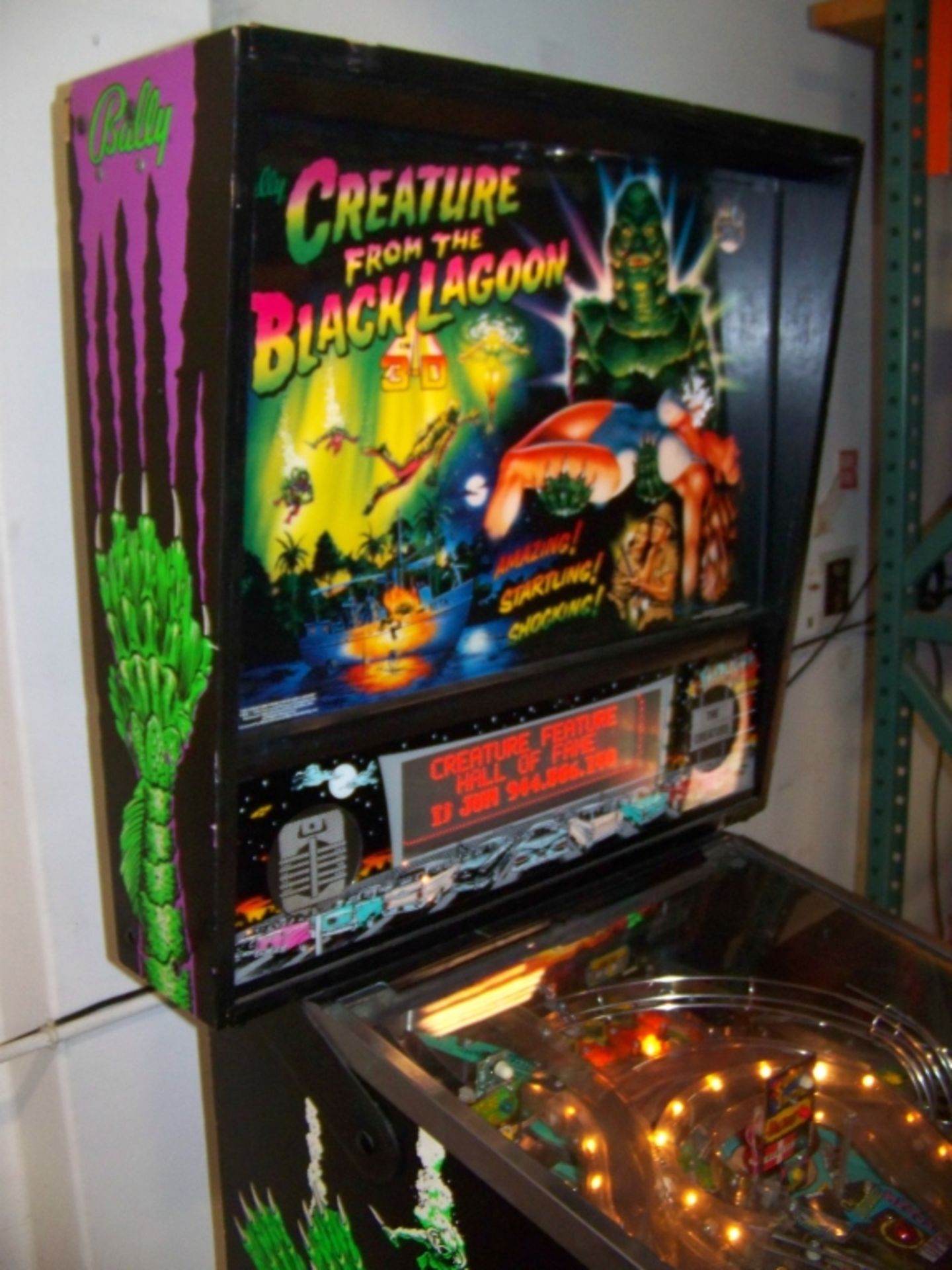 THE CREATURE FROM THE BLACK LAGOON PINBALL MACHINE - Image 3 of 9