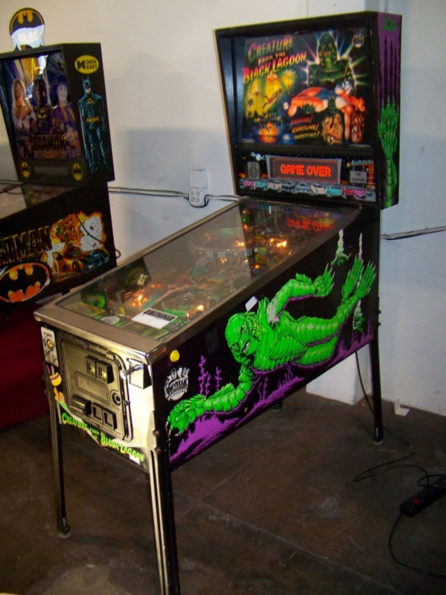 THE CREATURE FROM THE BLACK LAGOON PINBALL MACHINE - Image 6 of 9