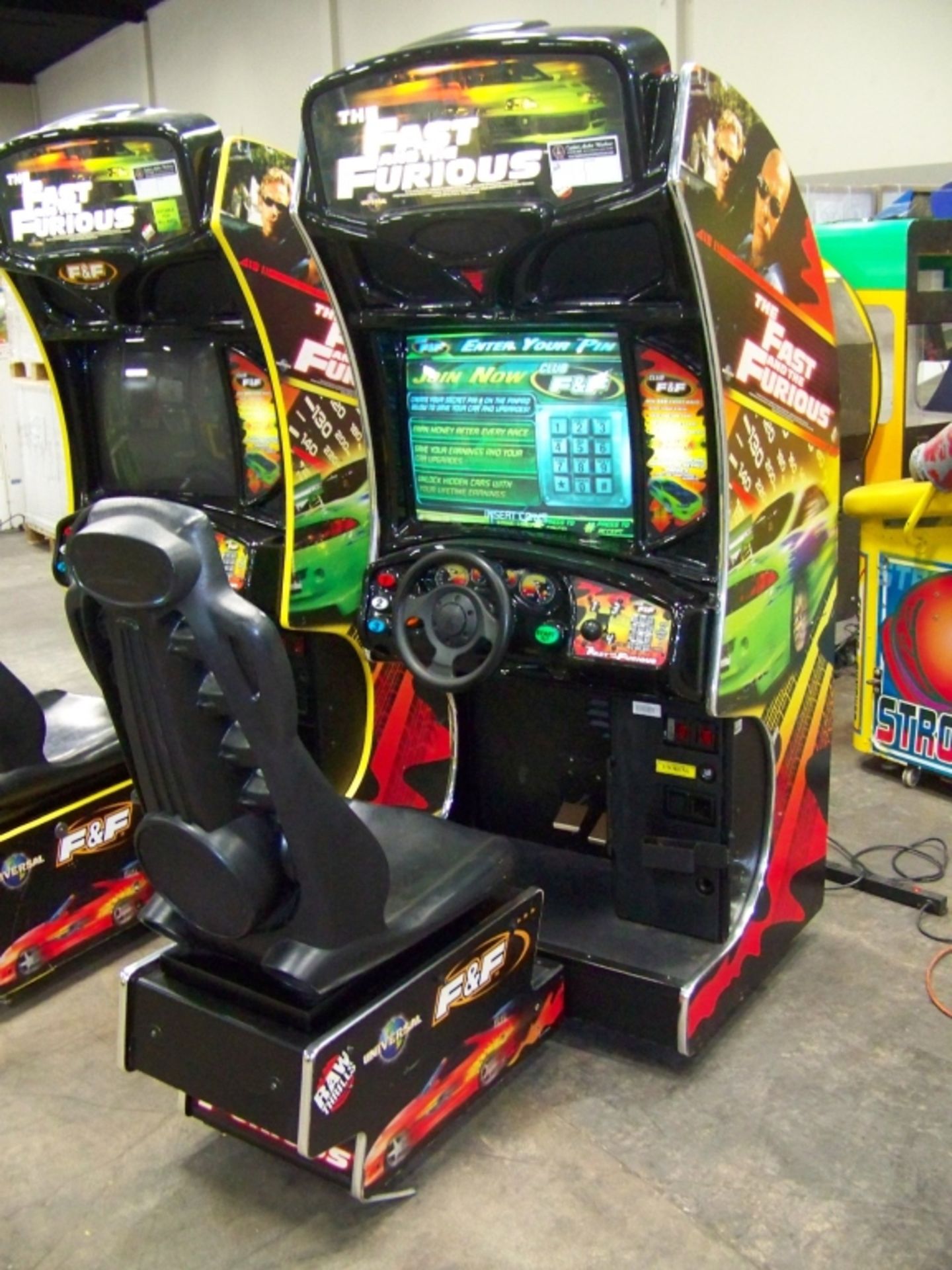 FAST AND FURIOUS DEDICATED RACING ARCADE GAME - Image 2 of 7