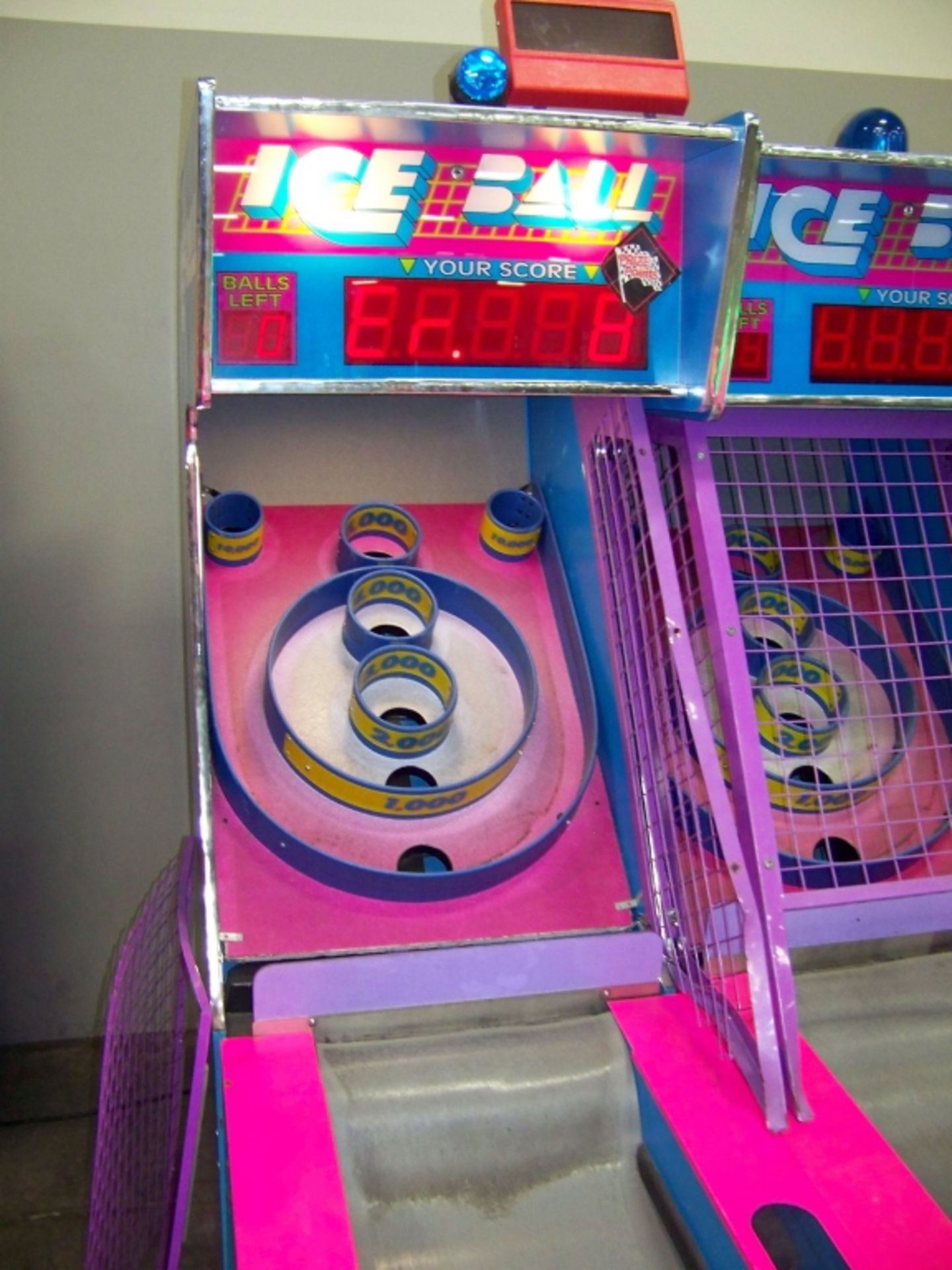 ICE BALL ALLEY ROLLER REDEMPTION GAME I.C.E. - Image 3 of 3