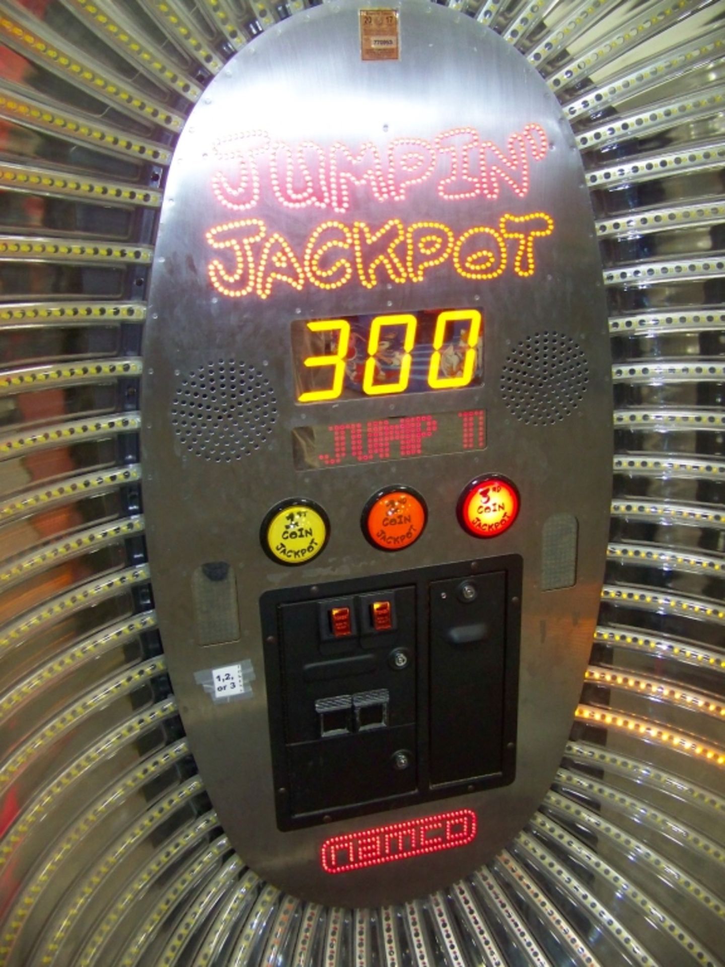 JUMPIN JACKPOT TICKET REDEMPTION GAME NAMCO - Image 6 of 6