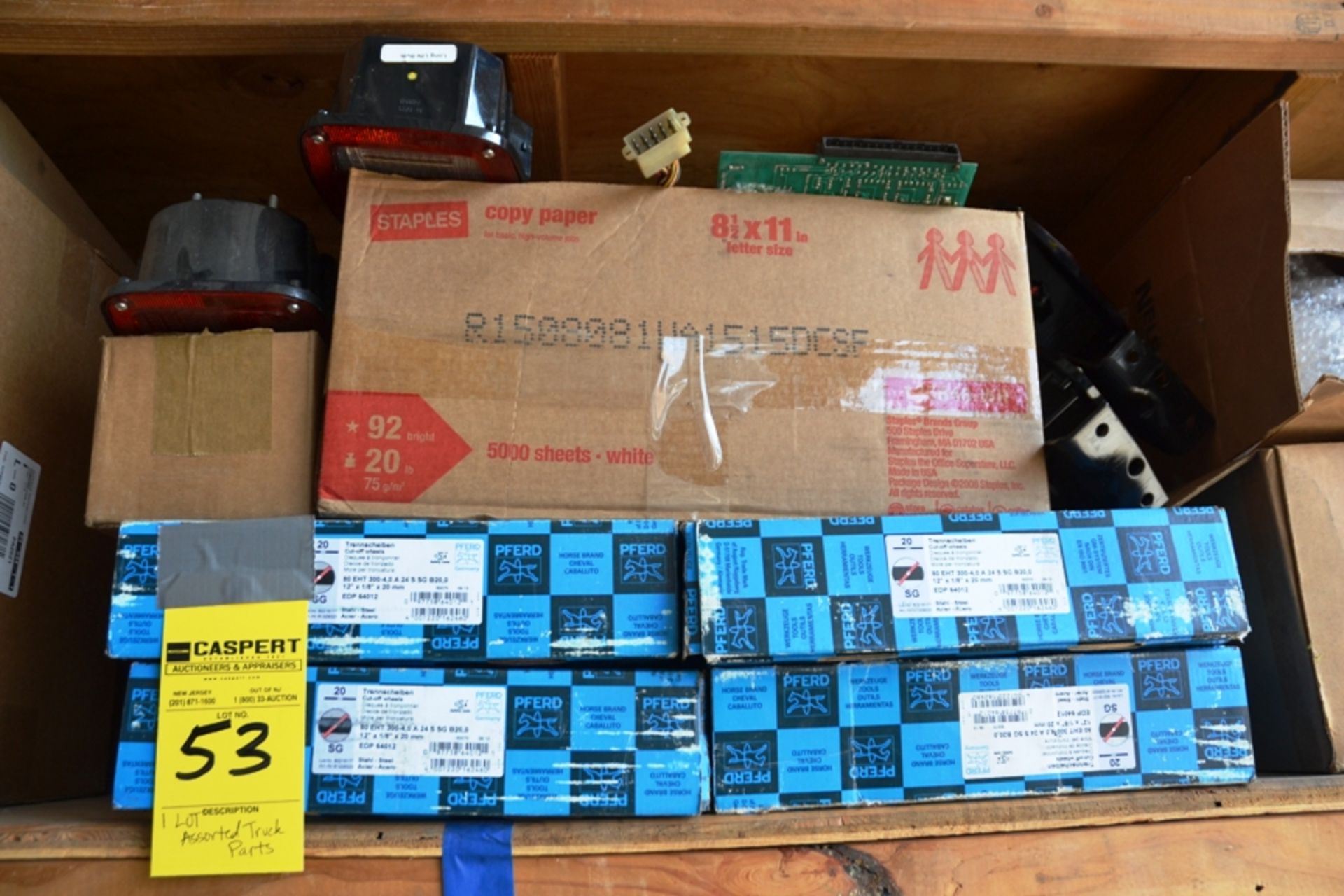 LOT - Assorted Truck Parts