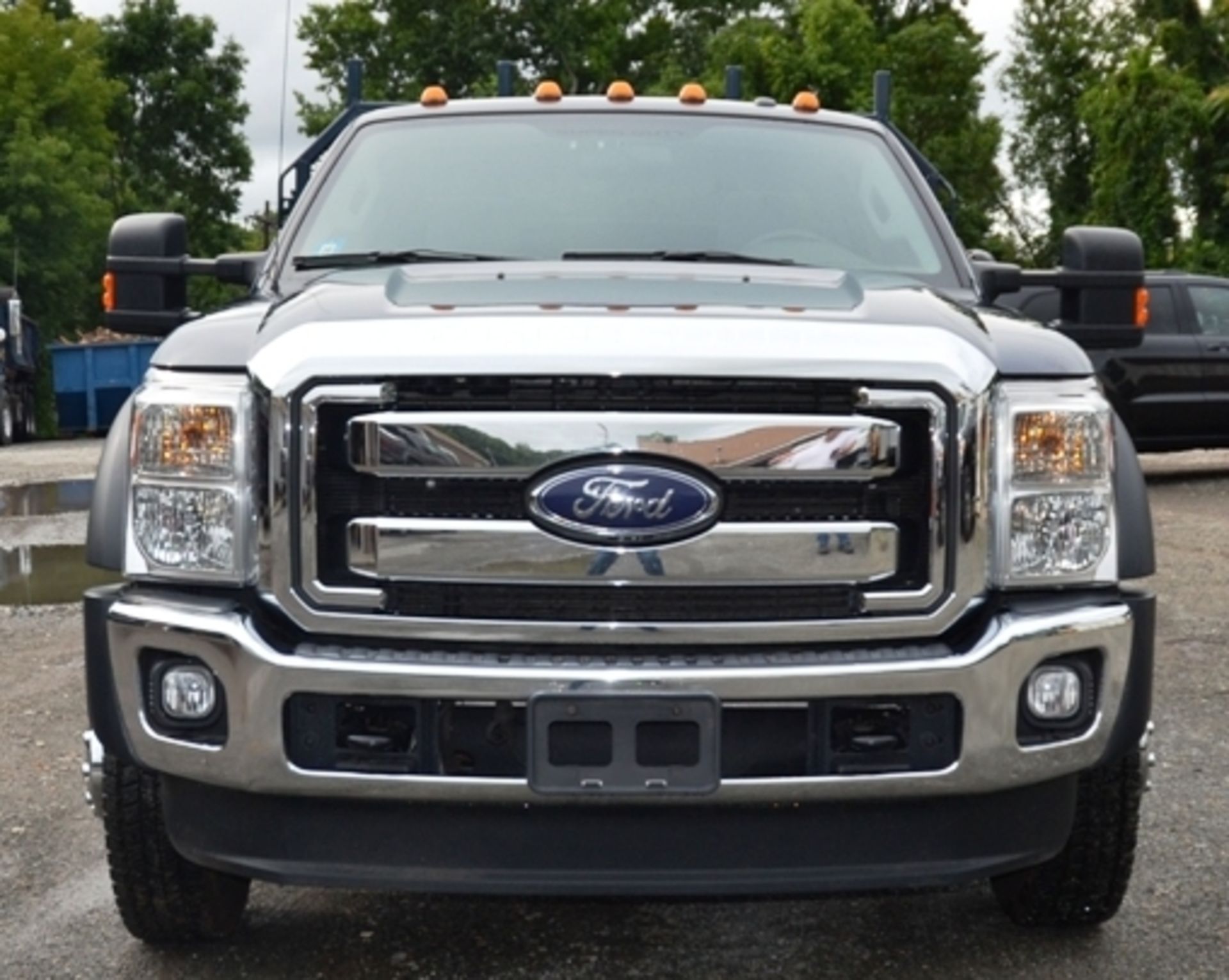 2014 Ford F-550, Supercab, XLT, 12' Bed, Liftgate, 4X4 - 34,865 Miles - Image 2 of 5