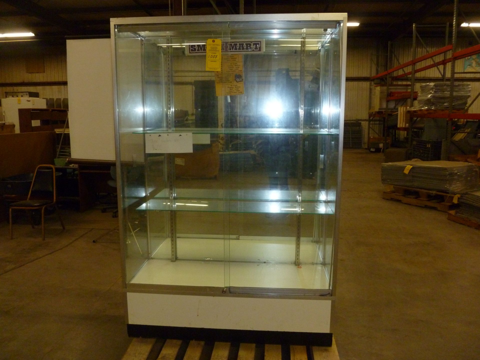 GLASS DISPLAY CABINET WITH LIGHT (LOCATED AT 6901 ARDMORE AVE. FORT WAYNE, IN 46809)