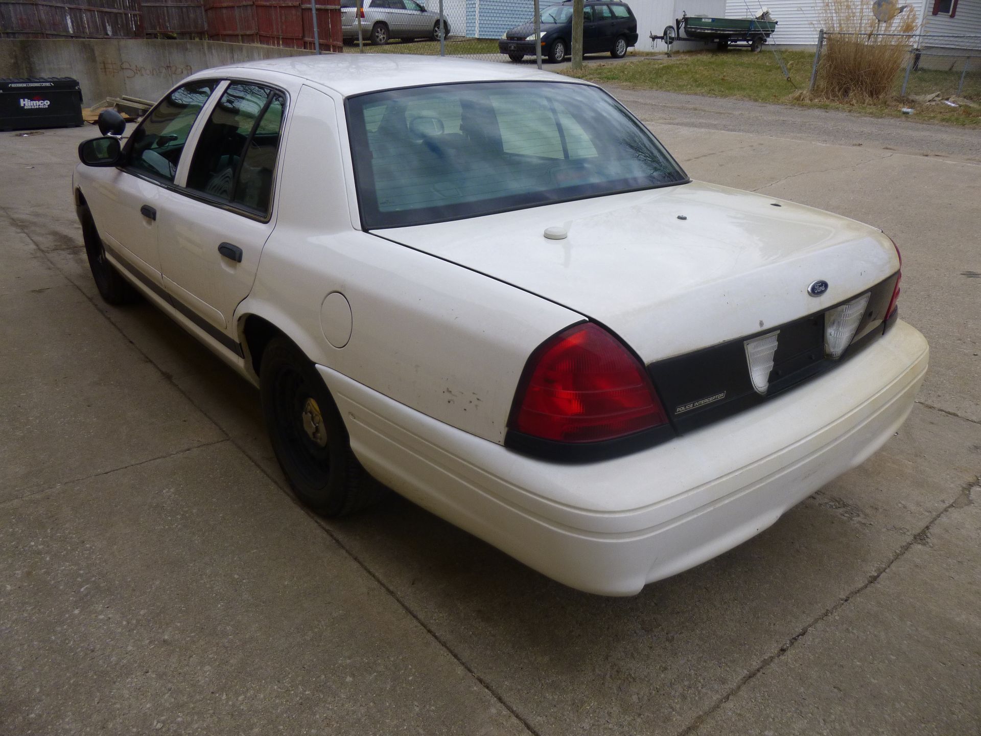 2002 Ford Crown Victoria Police Interceptor miles 112174 Vin # 2FAFP71W32X136232 CLEAR TITLE( - Image 6 of 10