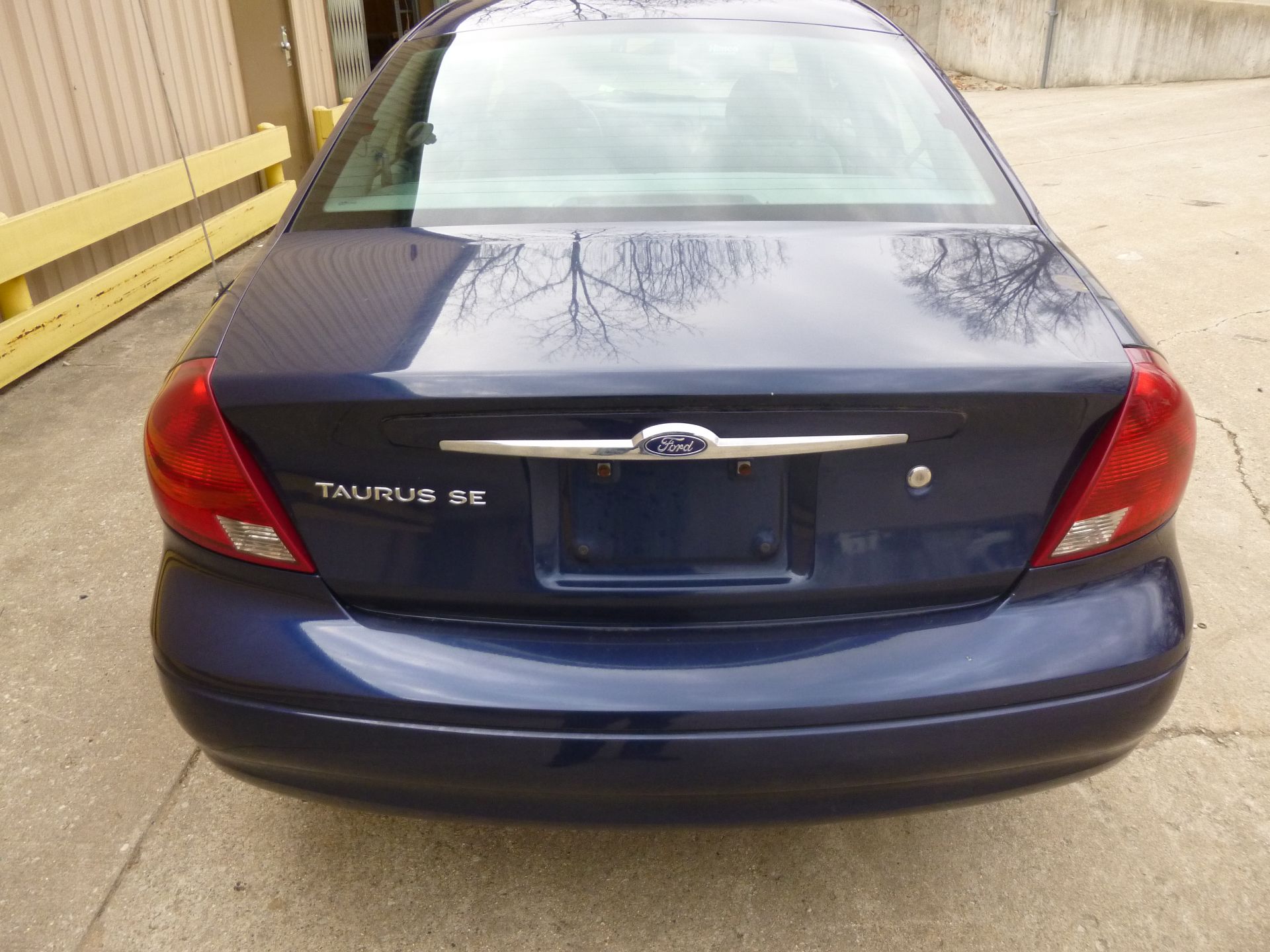 2002 Ford Taurus Municipally maintained Miles 92930 Vin # 1FAFP532X2G180779 CLEAR TITLE(located at - Image 8 of 12
