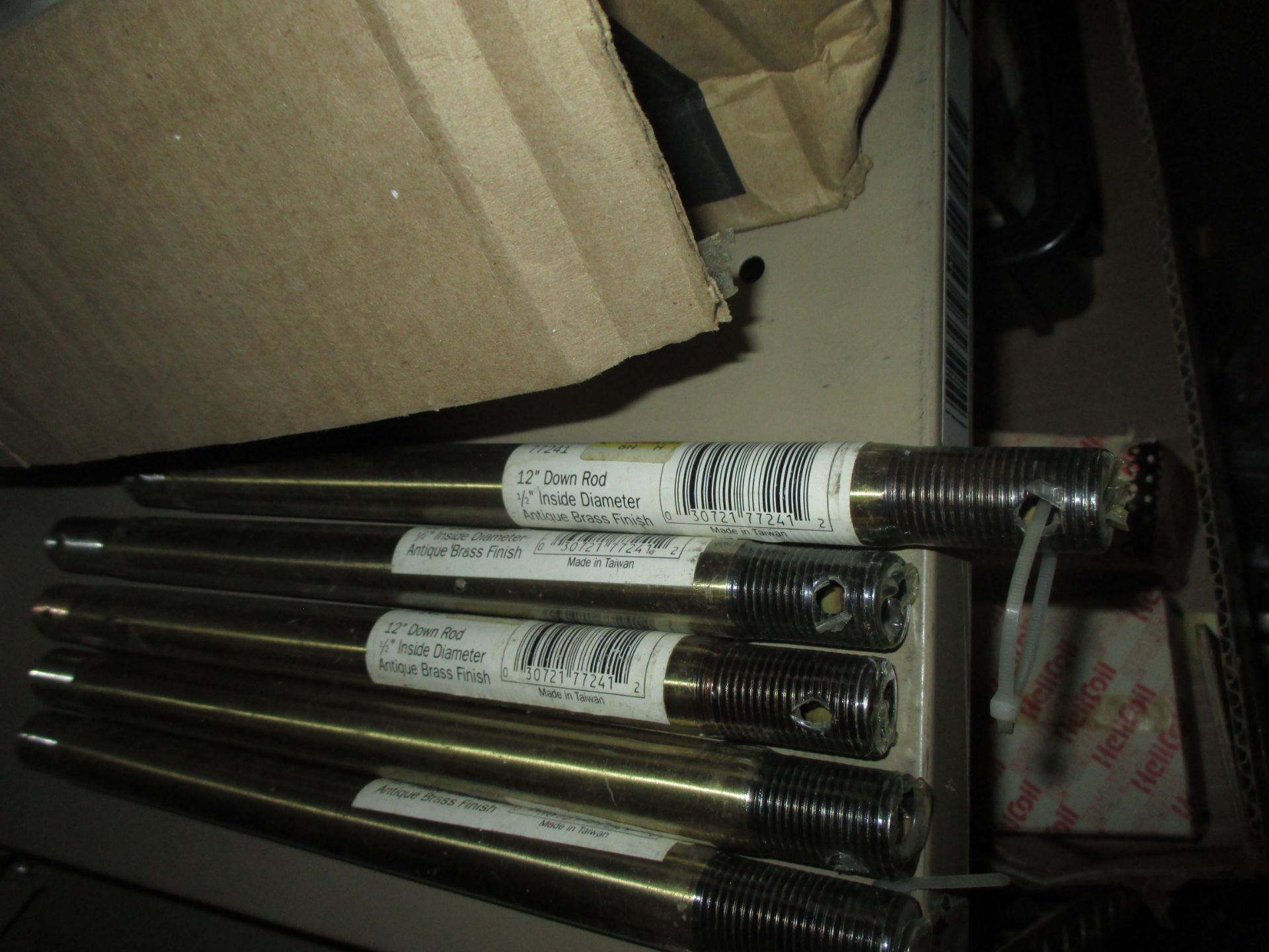 CONTENTS OF SHELF INCLUDING DALE/VISHAY RESISTORS; VARIOUS SIZE FUSES; STANLEY HOOKS; 3M MOTOR - Image 6 of 6