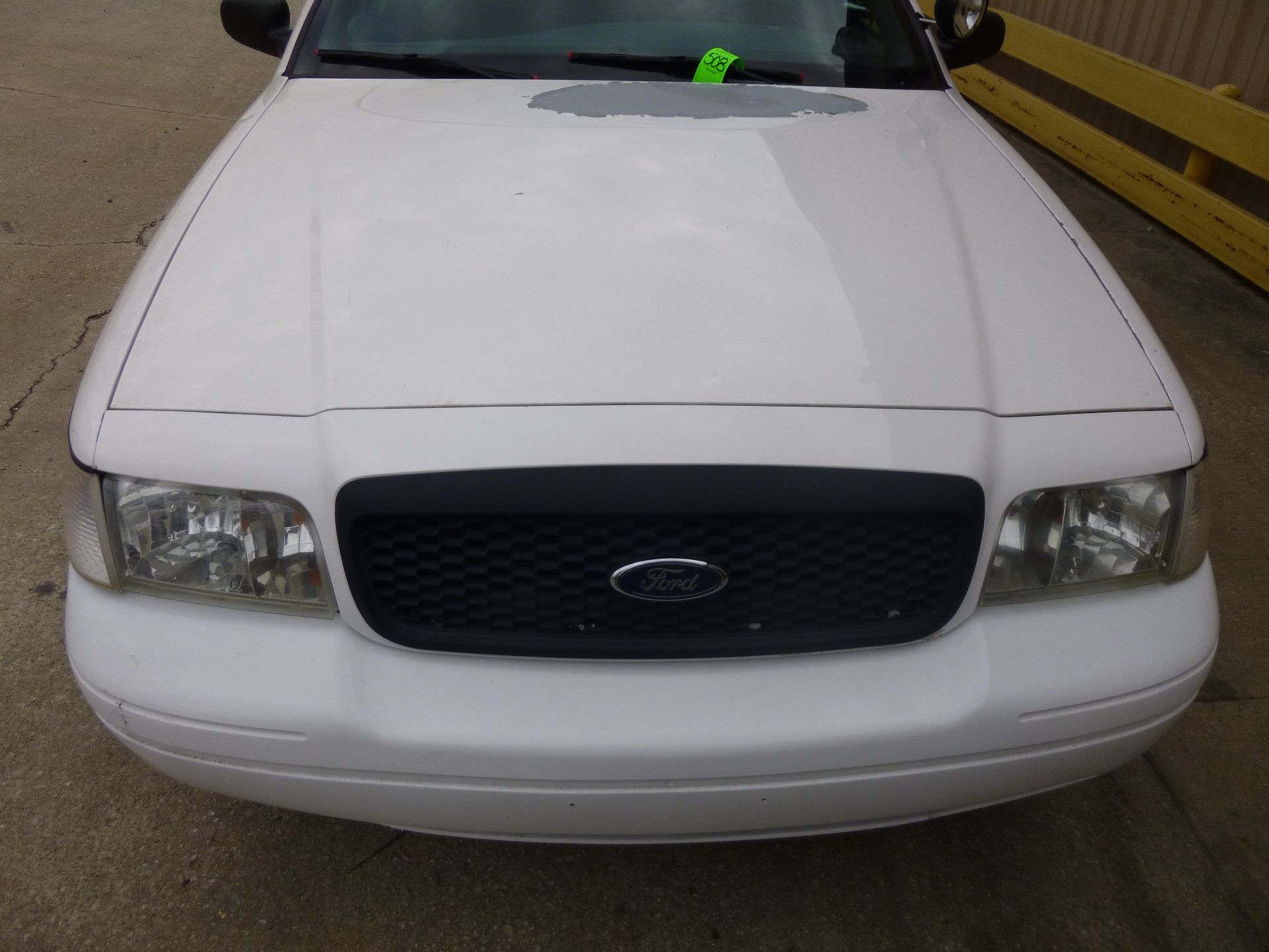 2002 Ford Crown Victoria Police Interceptor miles 112174 Vin # 2FAFP71W32X136232 CLEAR TITLE( - Image 3 of 10
