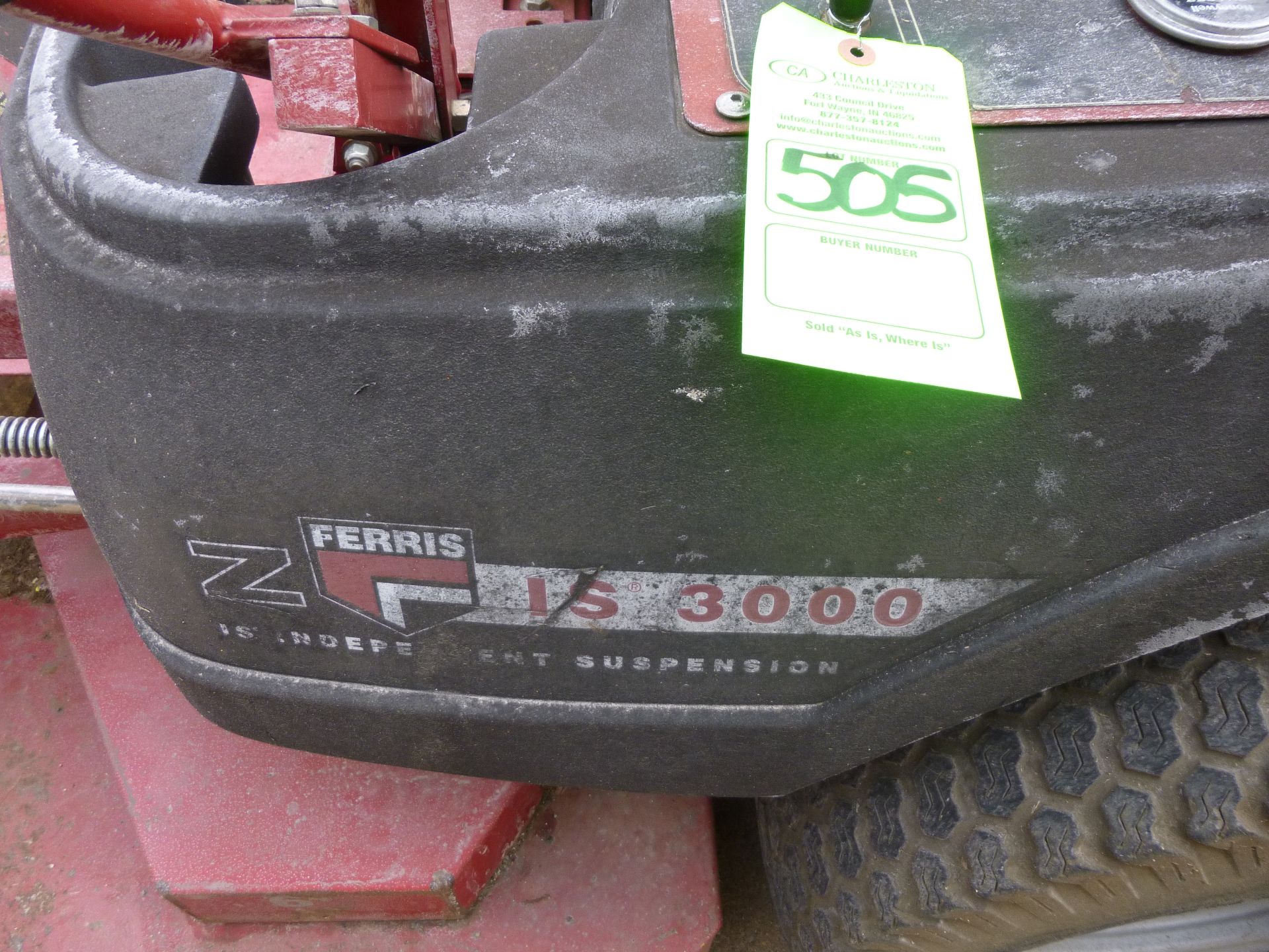 Ferris IS3000 zero turn mower 61" deck Gas Kohler Command 27 Motor Runs and drives (located at 500 - Image 2 of 8