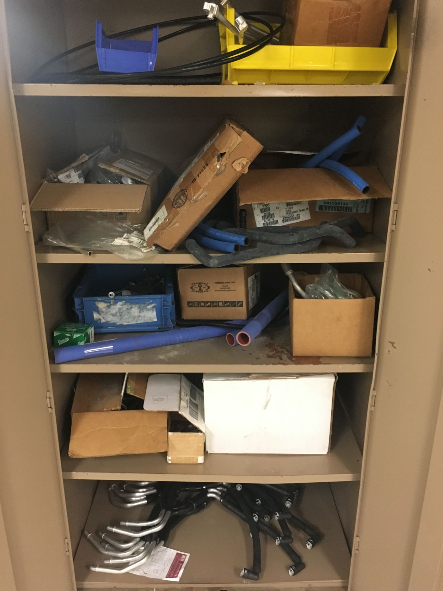 CABINETS & CONTENTS - Image 2 of 2
