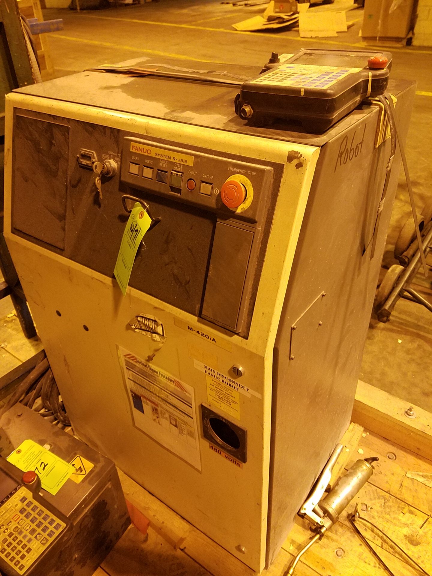 FANUC ROBOT MODEL M-420IA S#A05B-1040-B201 W/SYSTEM RJ3IB CONTROL(LOCATED AT 880 MAPLE AVE, - Image 2 of 3