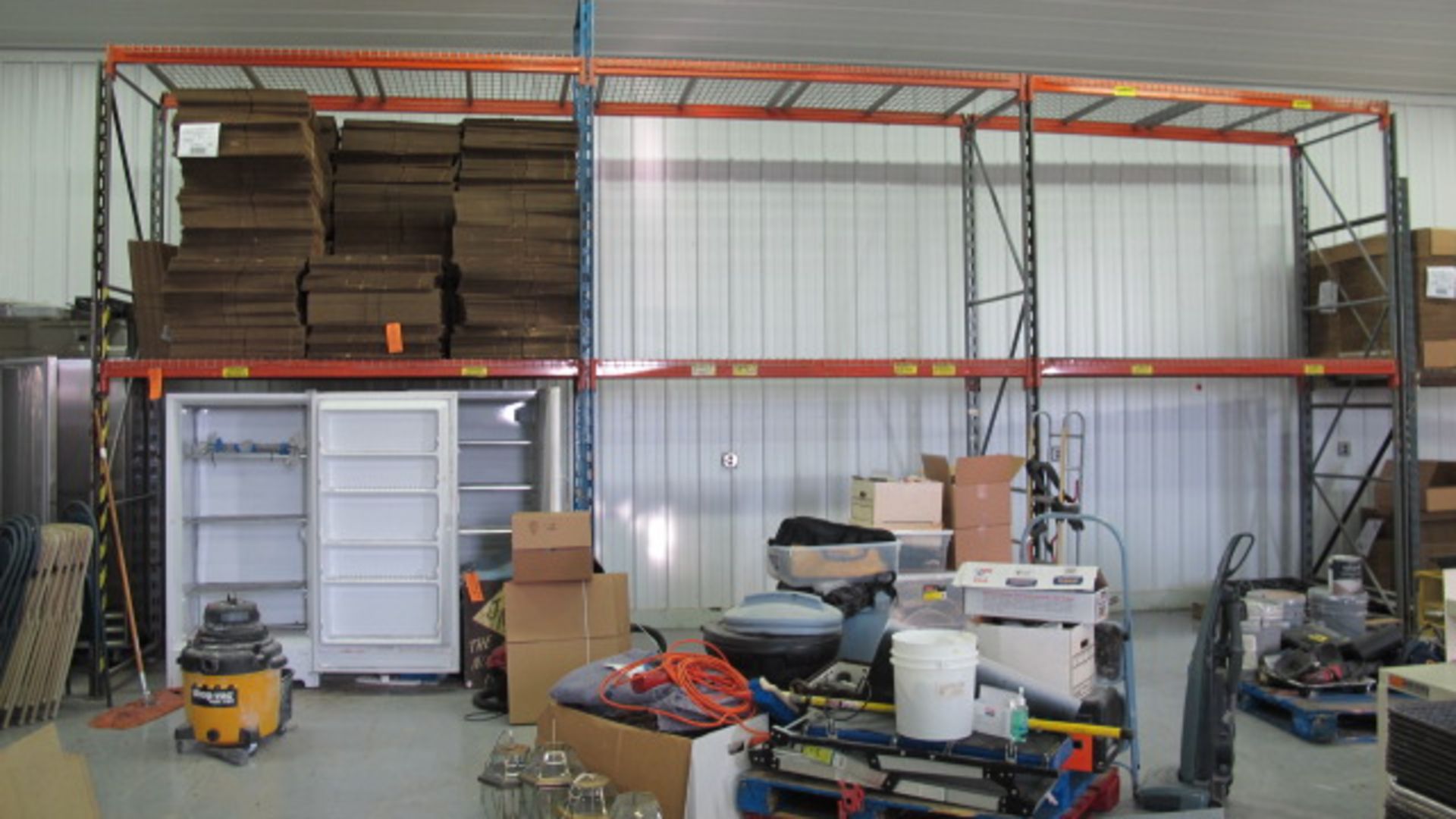 3-SECTIONS PALLET RACKING