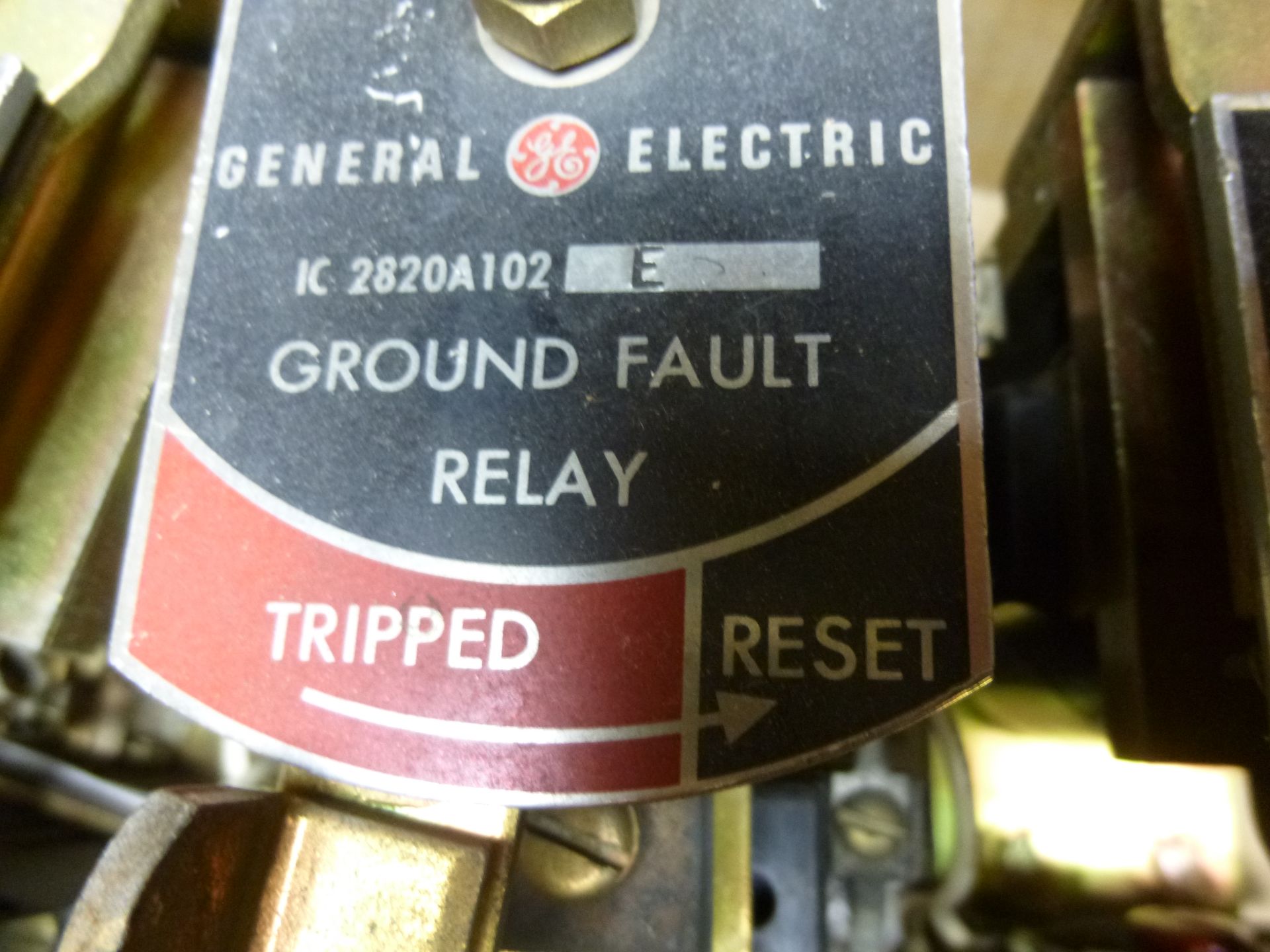 (Qty 7) GE Ground Fault Relays as pictured Shipping can be prepared for either ground package or LTL - Image 2 of 3