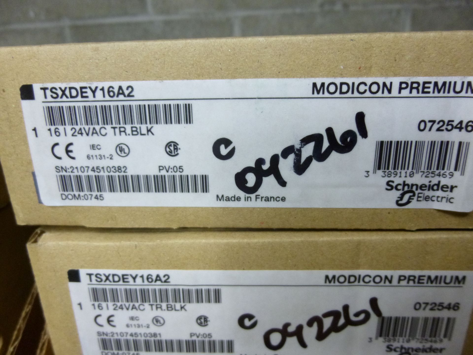 (Qty 3) Schneider Modicon TSXDEY16A2 (new in box) Shipping can be prepared for either ground package - Image 2 of 2