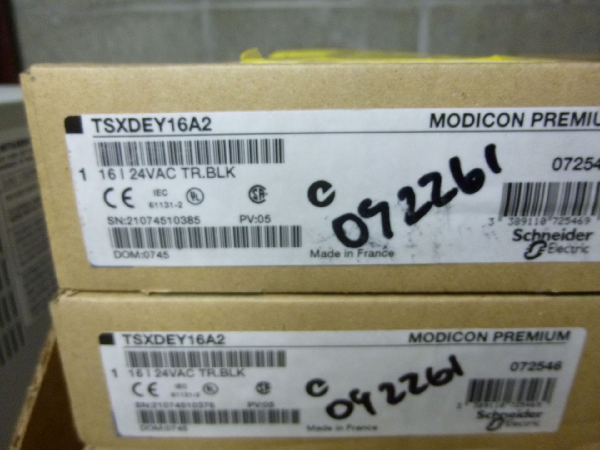 (Qty 3) Schneider Modicon TSXDEY16A2 (new in box) Shipping can be prepared for either ground package - Image 2 of 2