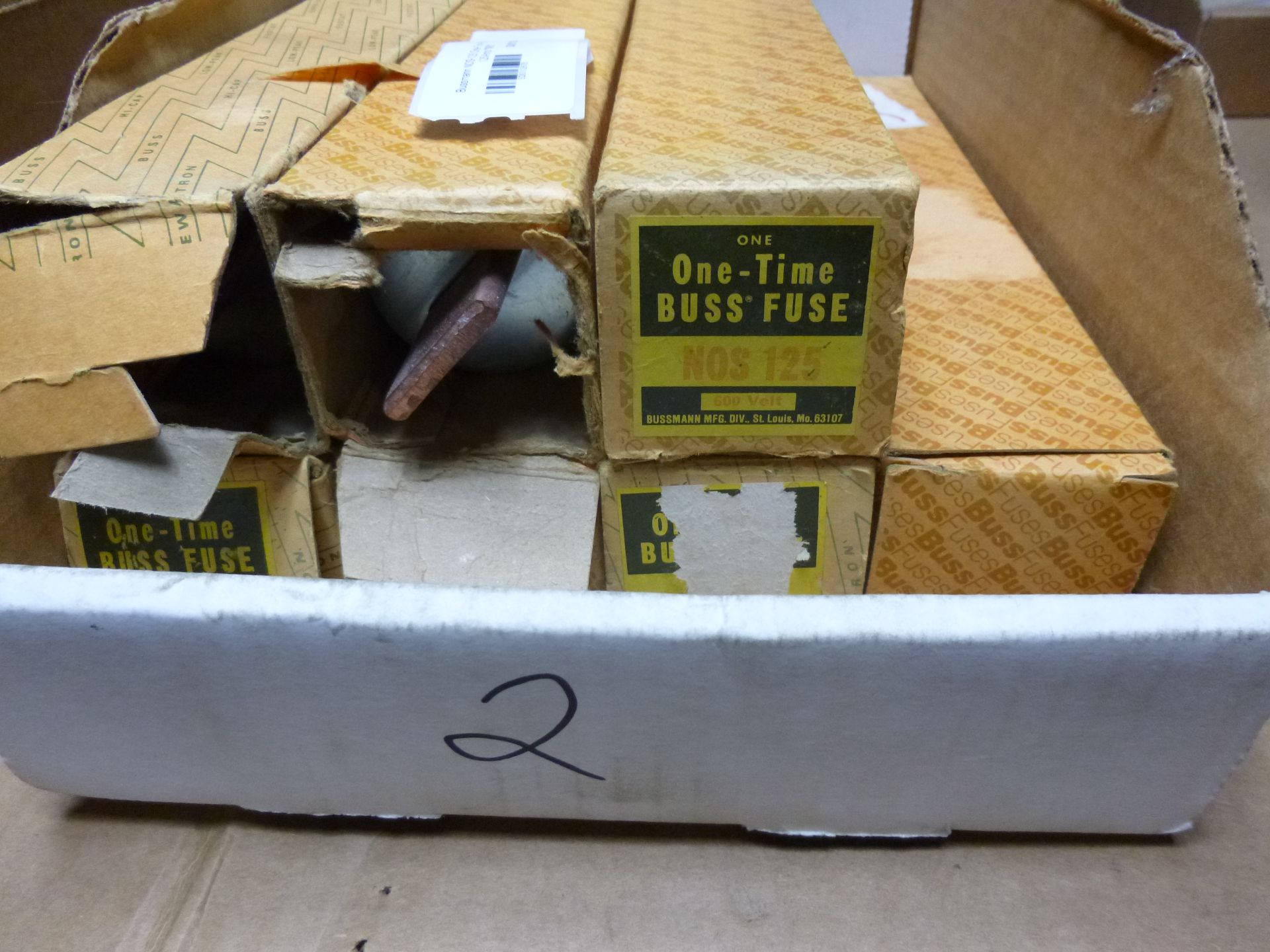 (Qty 7) Bussman One-Time Buss Fuse NOS 125 600volt (new in boxes) Shipping can be prepared for eithe - Image 2 of 2