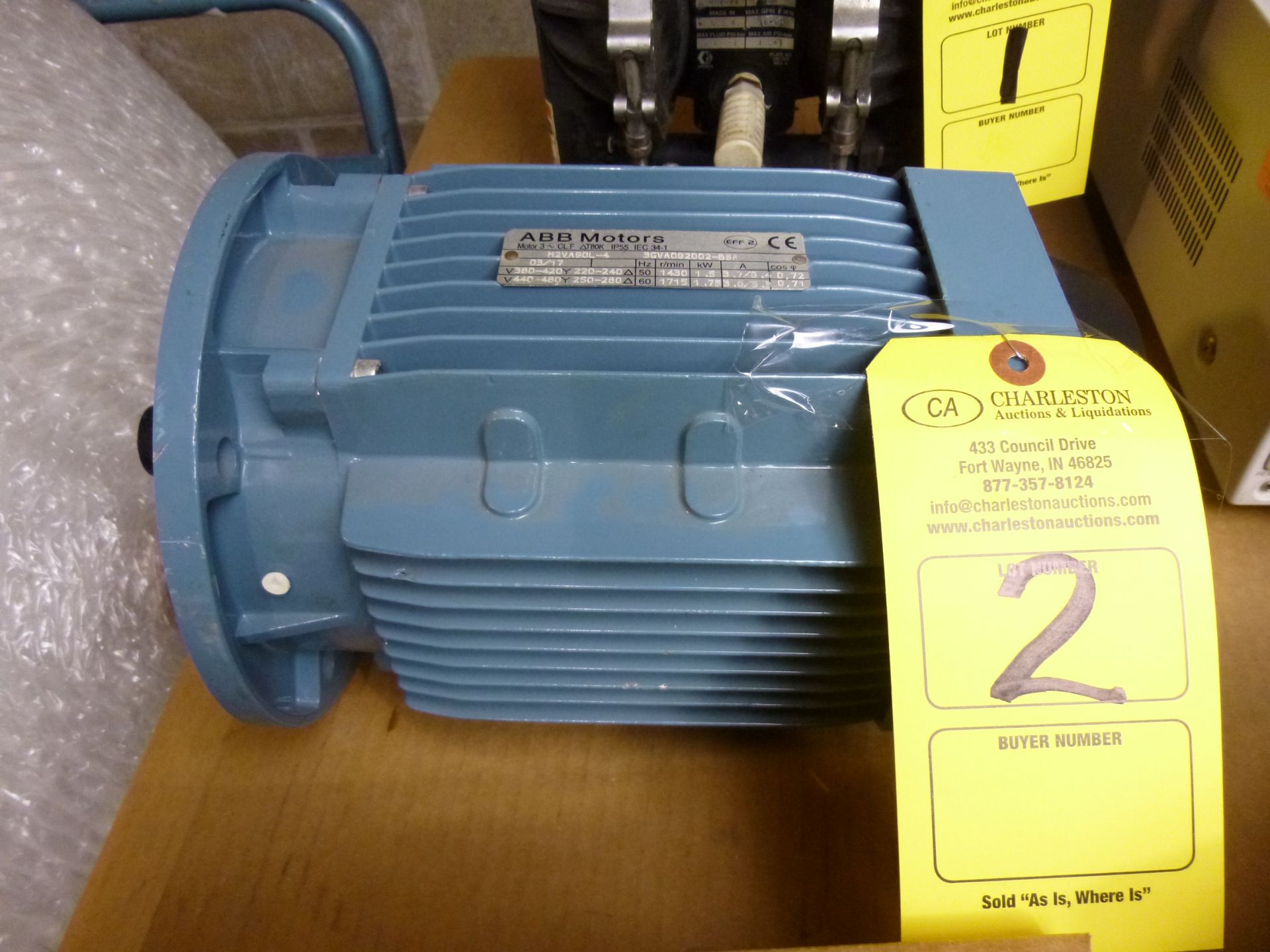 ABB Motors M2VA90L-4 3GVA092002-B5A, NEW fan cover on end is dented. Shipping can be prepared for