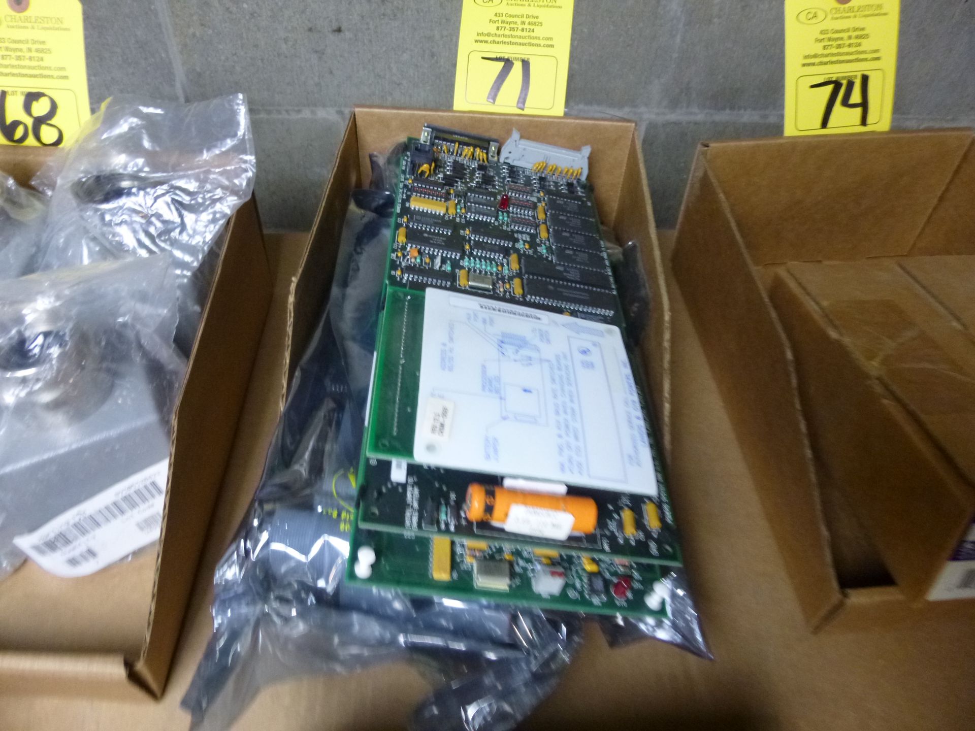 (Qty 2) 536-765 Siemens/Landis & Gyr 536765 Rev16 Ver.4 Stand Alone Control Unit Shipping can be