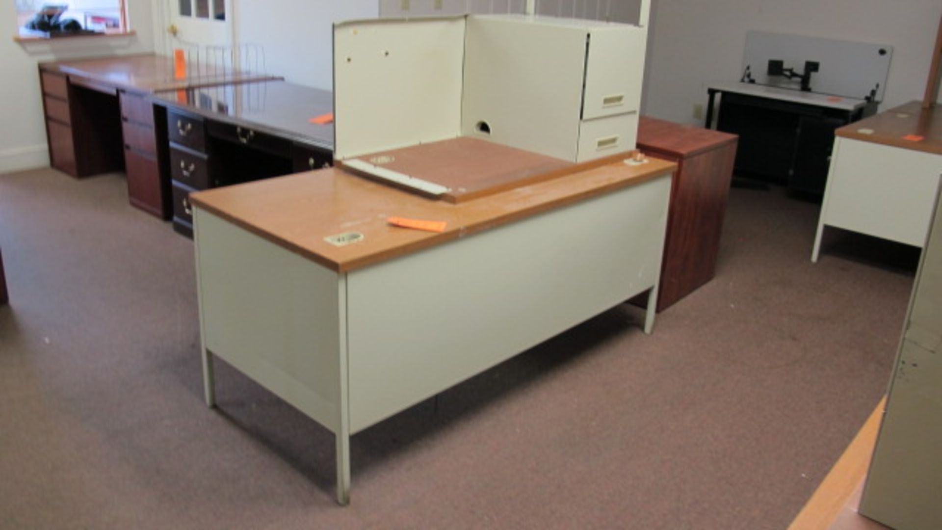 (2) L-SHAPED OFFICE DESKS