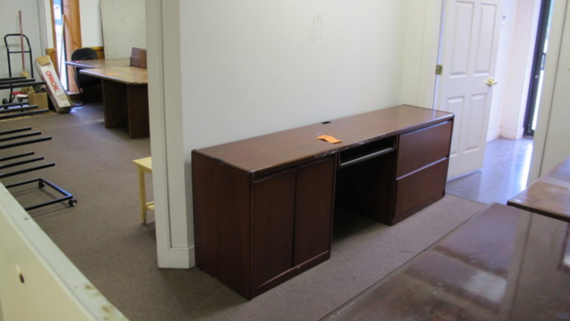 OFFICE DESK W/CRENDENZA