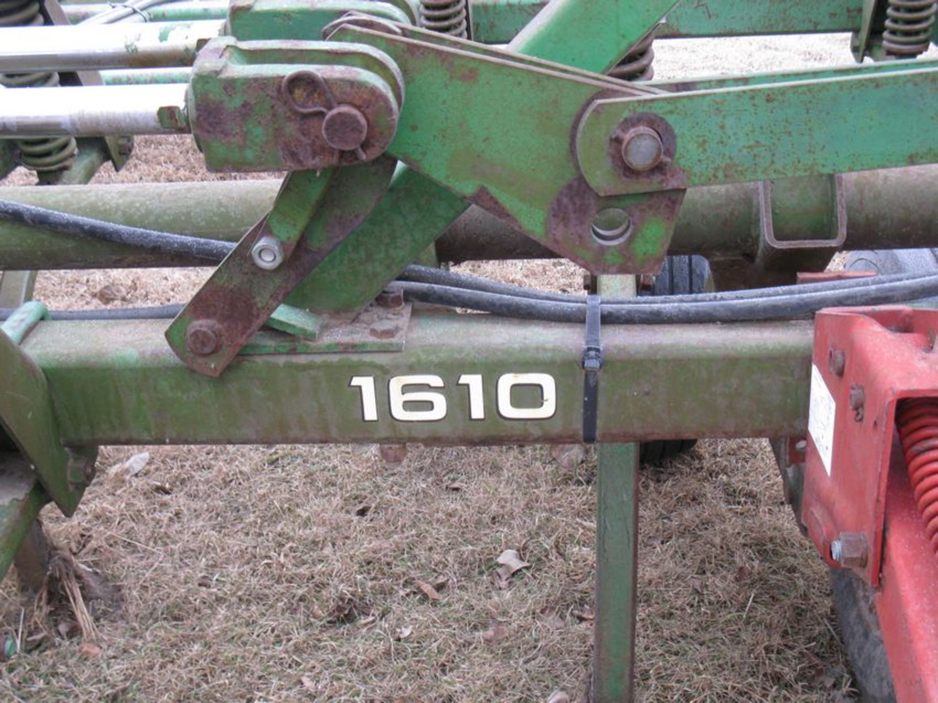 John Deere 1610 Cultivator - Image 3 of 3