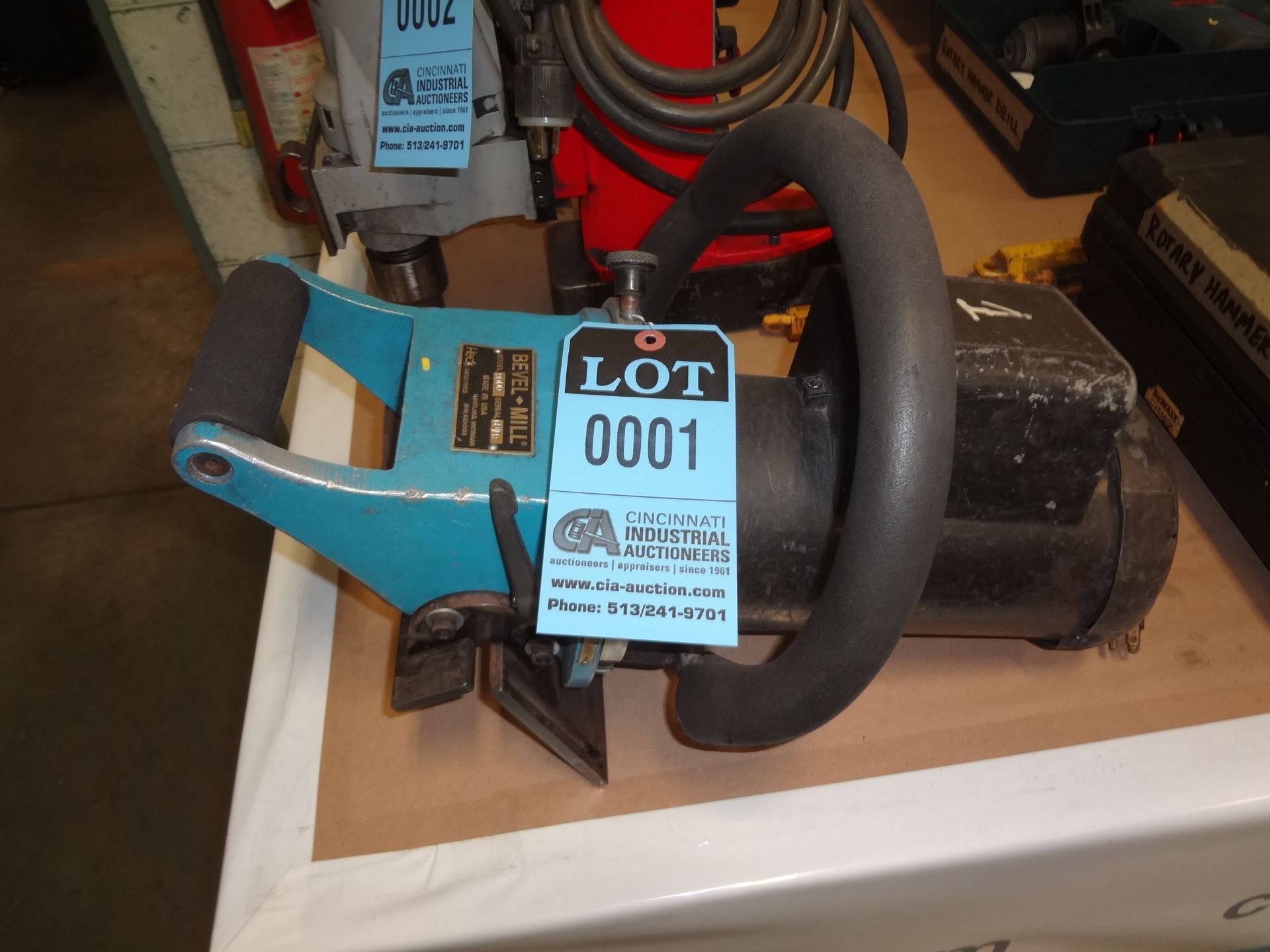 HECK IND. MODEL 9000 PORTABLE BEVEL MILL; S/N 6018