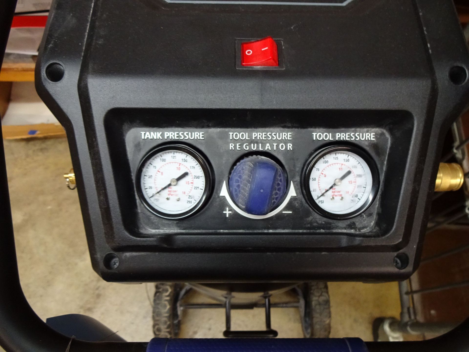 20 GALLON, 1.8 HP, 150 PSI MAX, 4.0 CFM KOBALT VERTICAL TANK MOUNTED AIR COMPRESSOR - Image 2 of 2