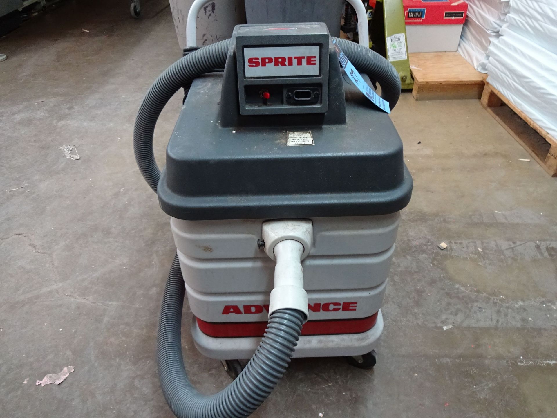 ADVANCE "SPRITE" SHOP VAC