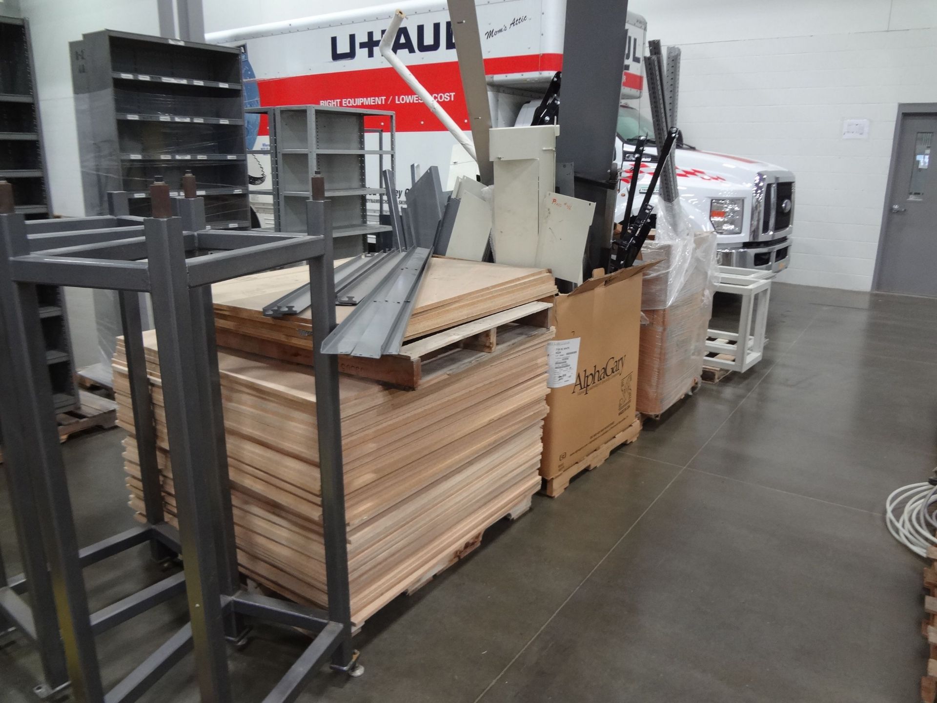 (LOT) (8) PALLETS MISCELLANEOUS EQUIPMENT INCLUDING CARTS, STANDS AND RACKS - Image 2 of 3