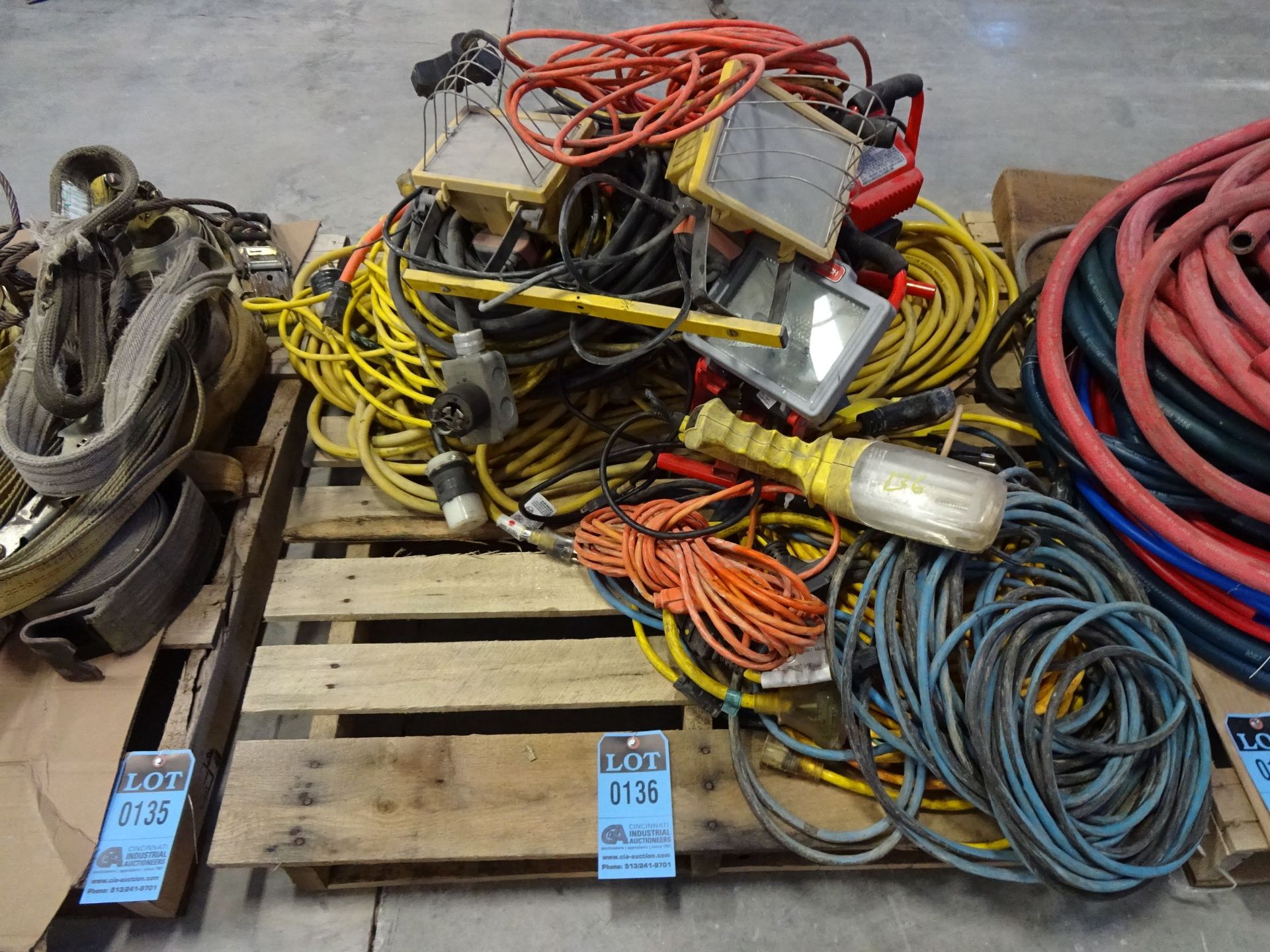 SKID ELECTRIC CORDS