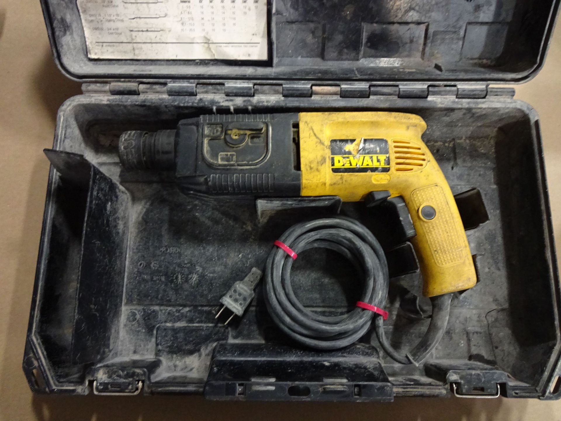 DEWALT MODEL DW514 SDS ELECTRIC ROTARY HAMMER