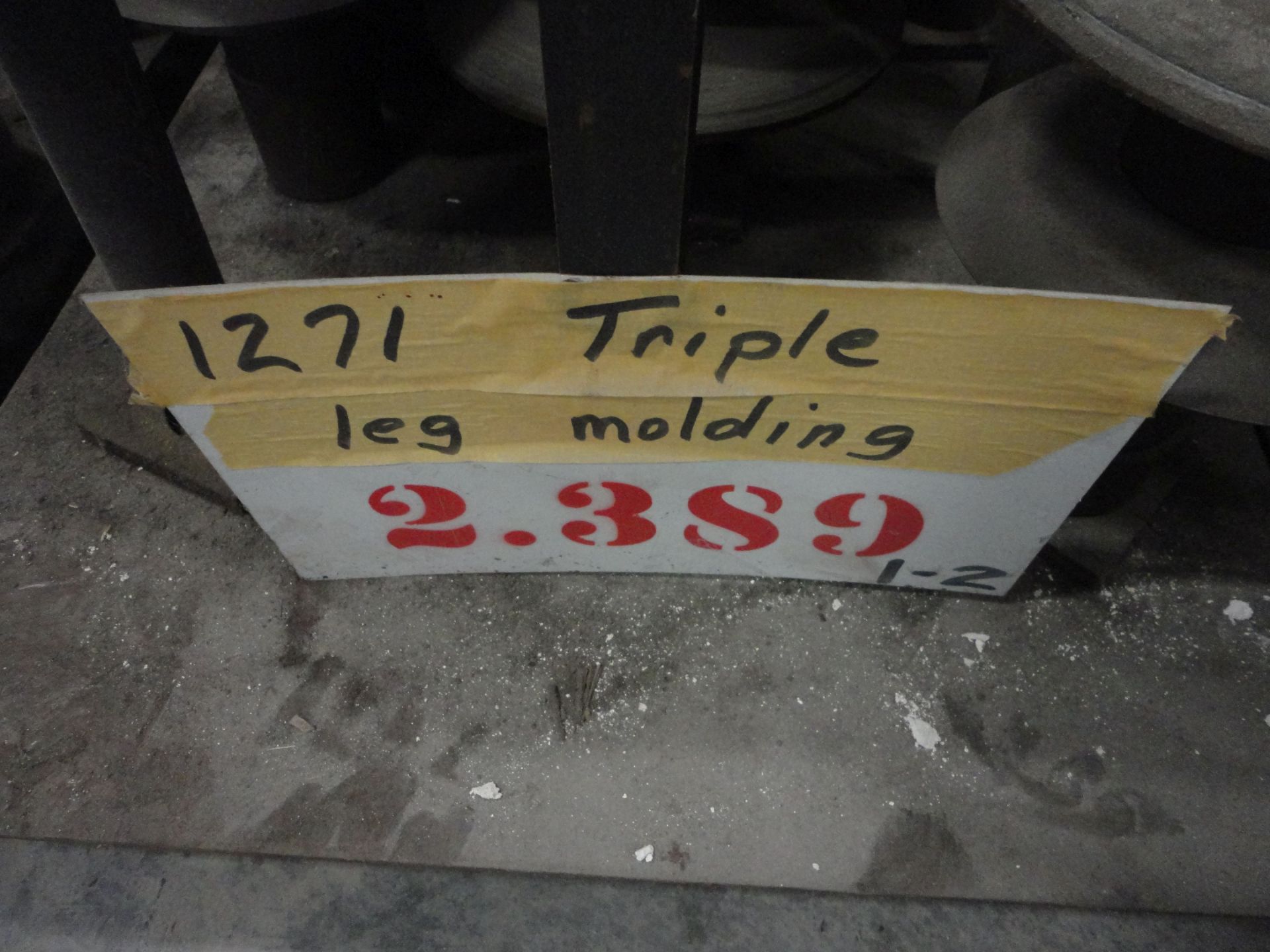 STANDS TRIPLE LEG MOLDING ROLL FORMER TOOLING WITH PRESS DIES - Image 7 of 8