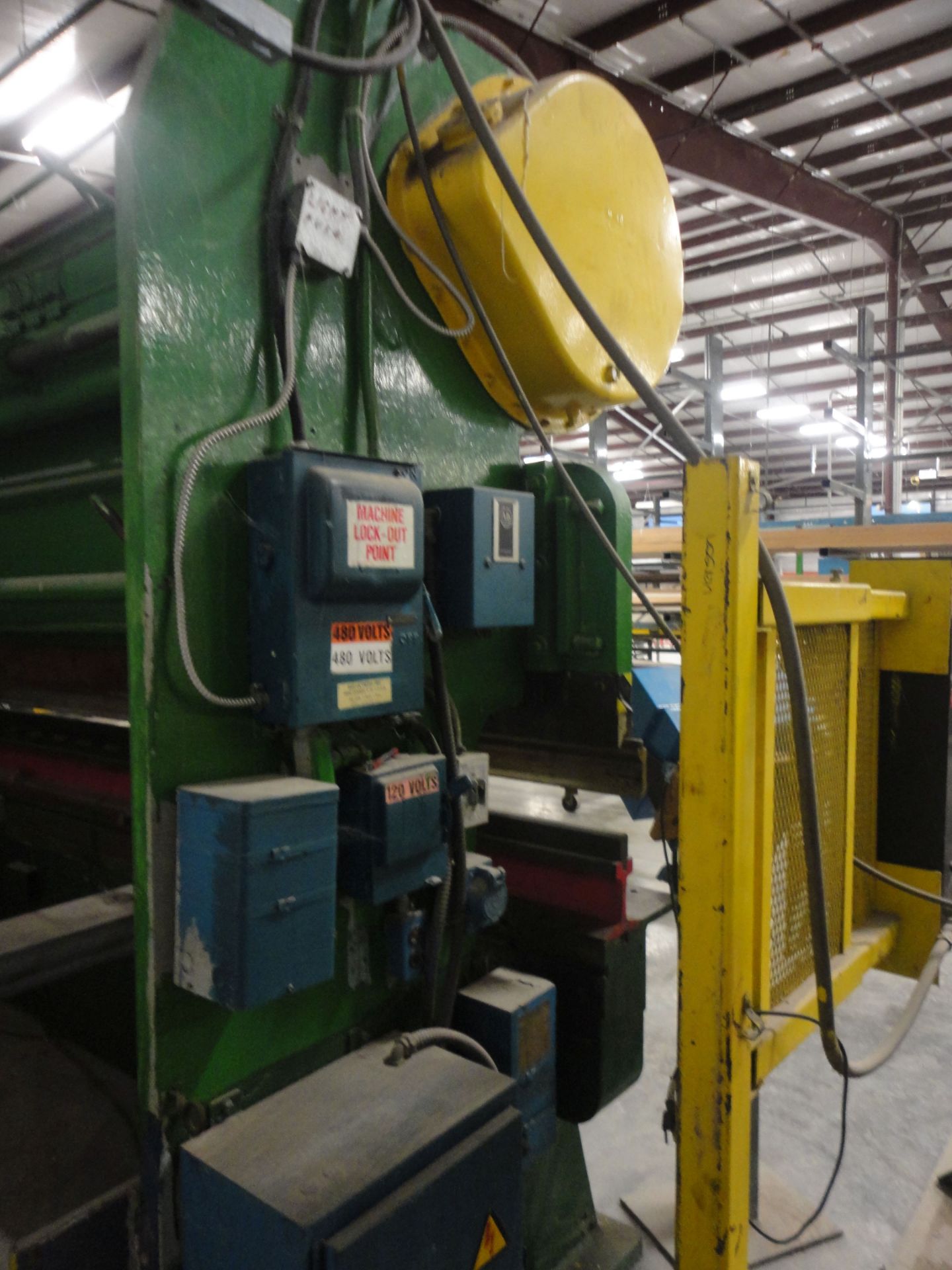 65 TON X 12' VERSON MECHANICAL PRESS BRAKE; S/N 1440-2010-65, WITH CNC BACK GAGE - Image 8 of 19