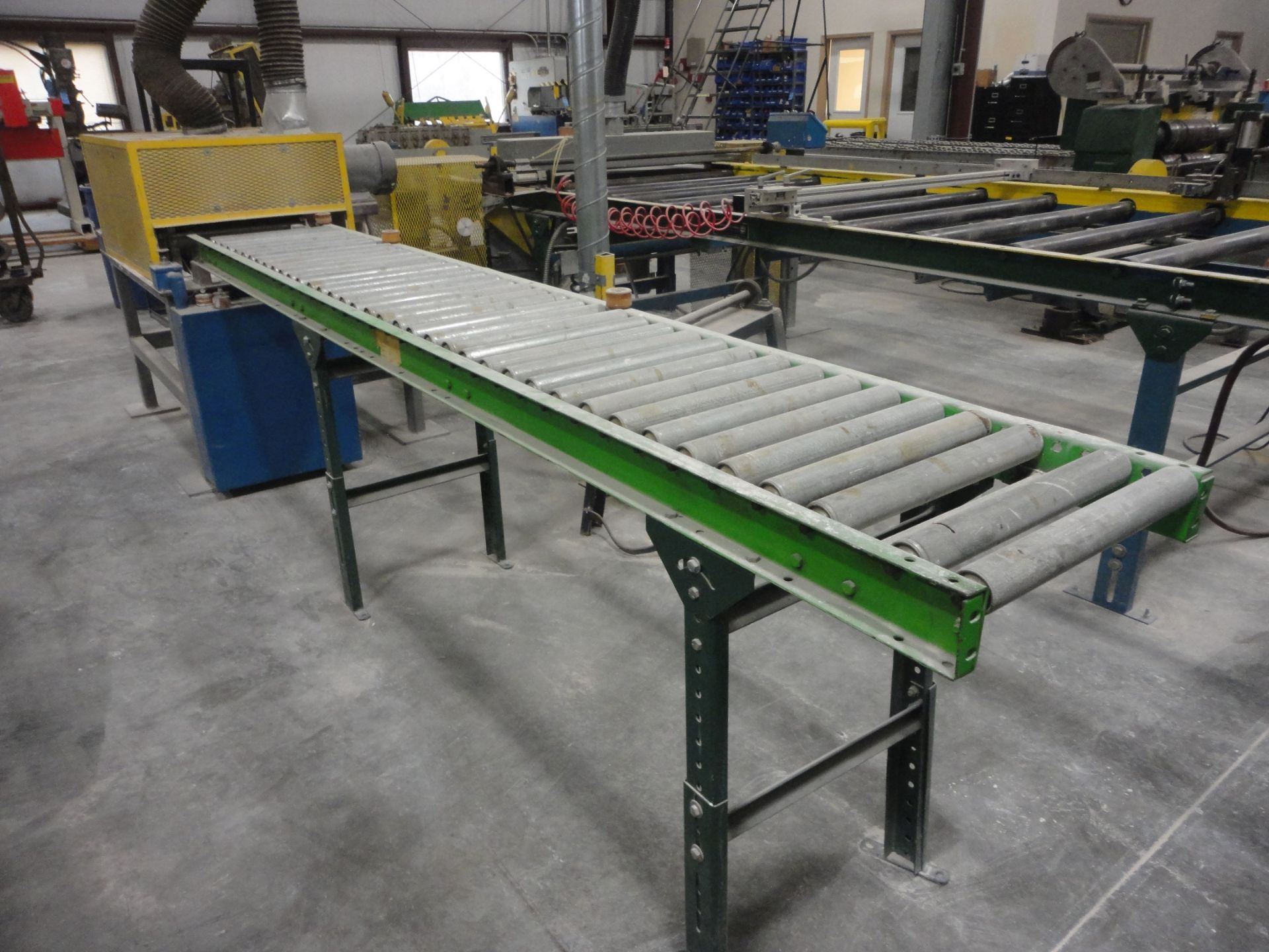 5 HP X 16" WIDE DRY-WALL RIP SAW WITH 16" WIDE X 10' ROLLER CONVEYOR - Image 5 of 5