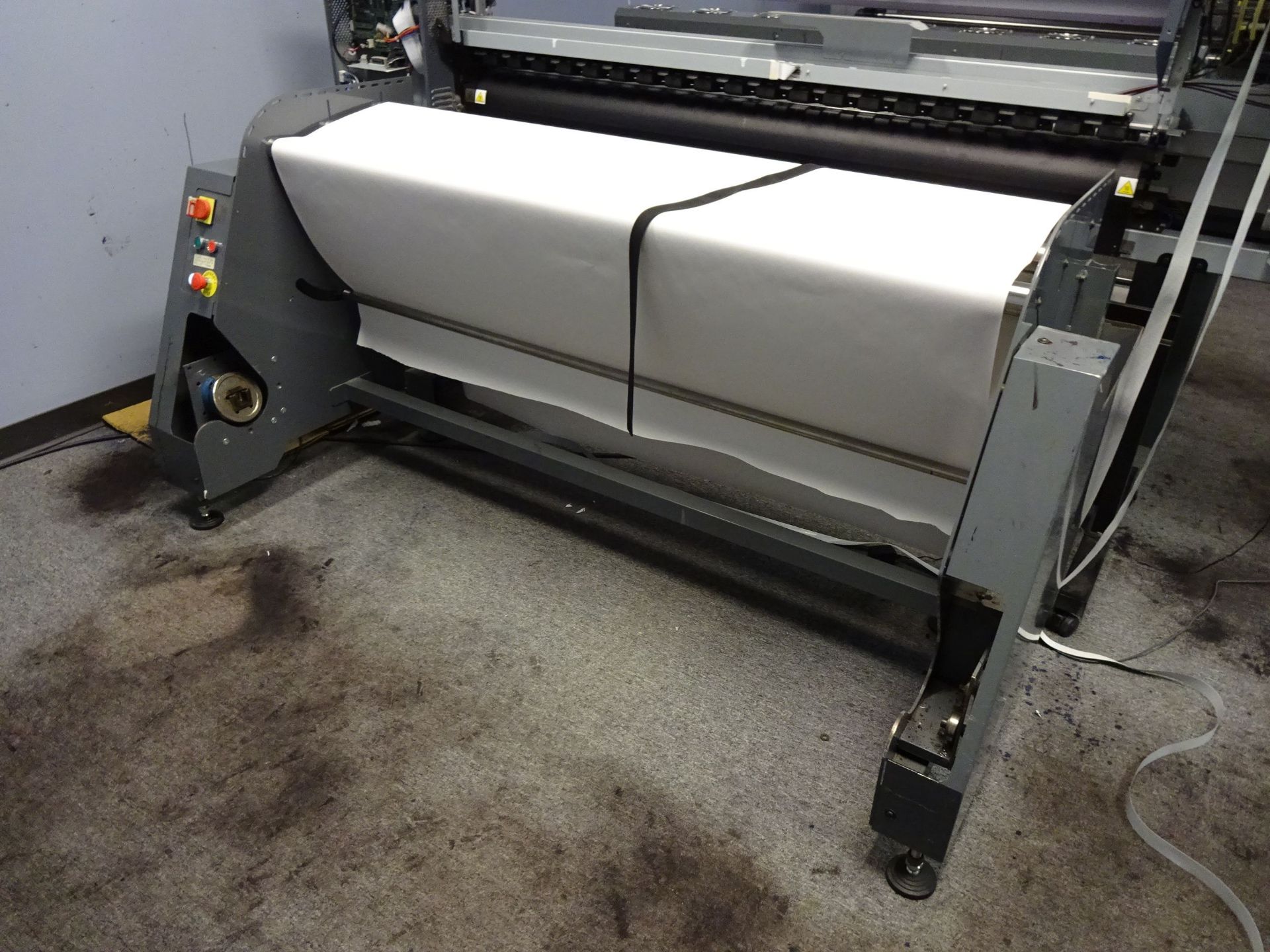 66" WIDE MIMAKI REEL TO REEL SYSTEM - Image 4 of 5