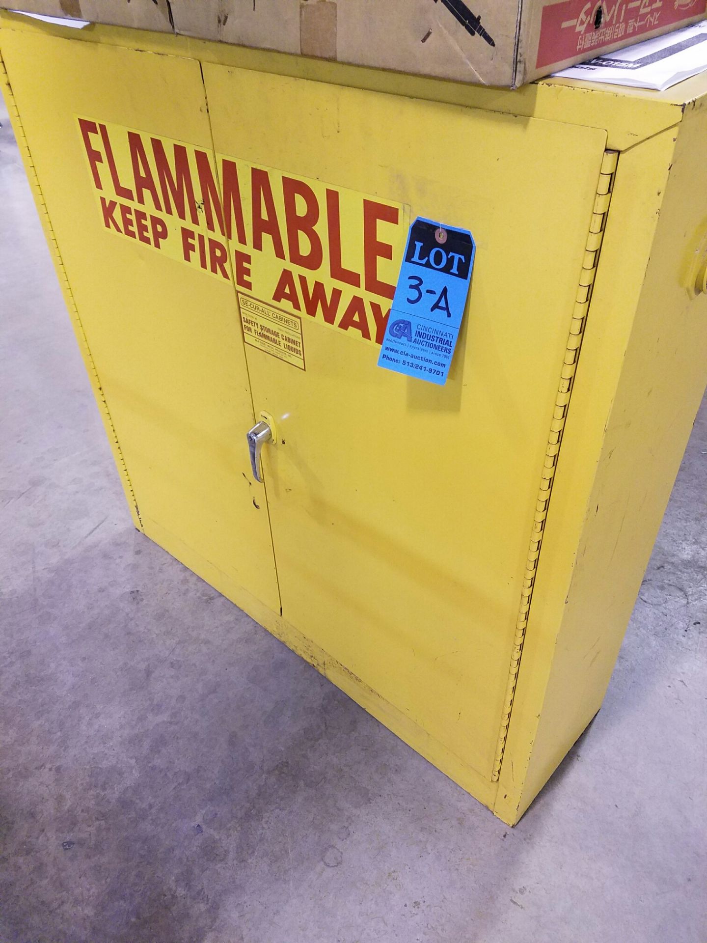 SE-CUR-ALL FLAMMABLE LIQUID STORAGE CABINET