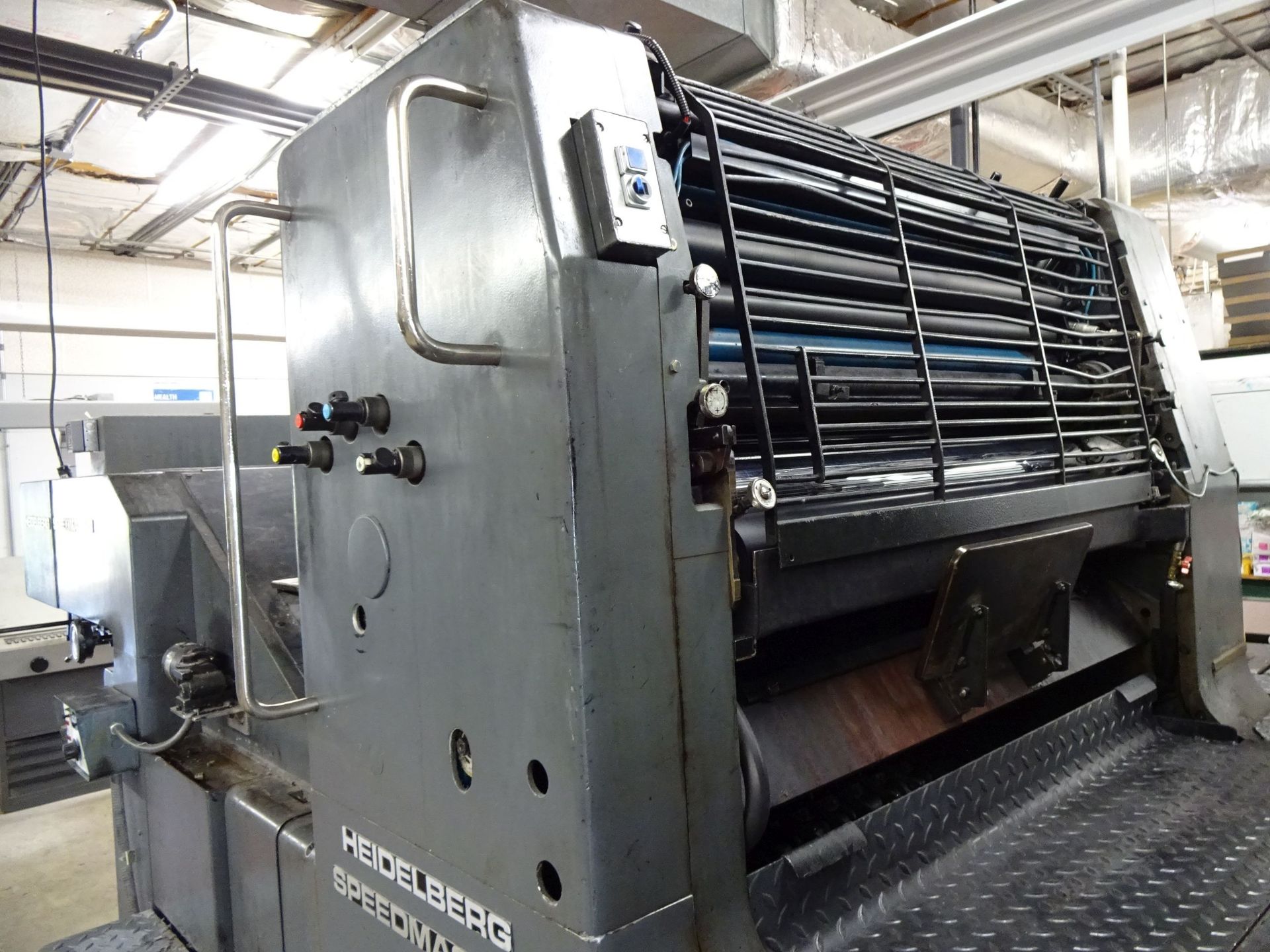 28" X 40" HEIDELBERG SPEEDMASTER 102 DP THREE-COLOR PERFECTOR PRESS; S/N 524159, CPC CONTROL - Image 17 of 25