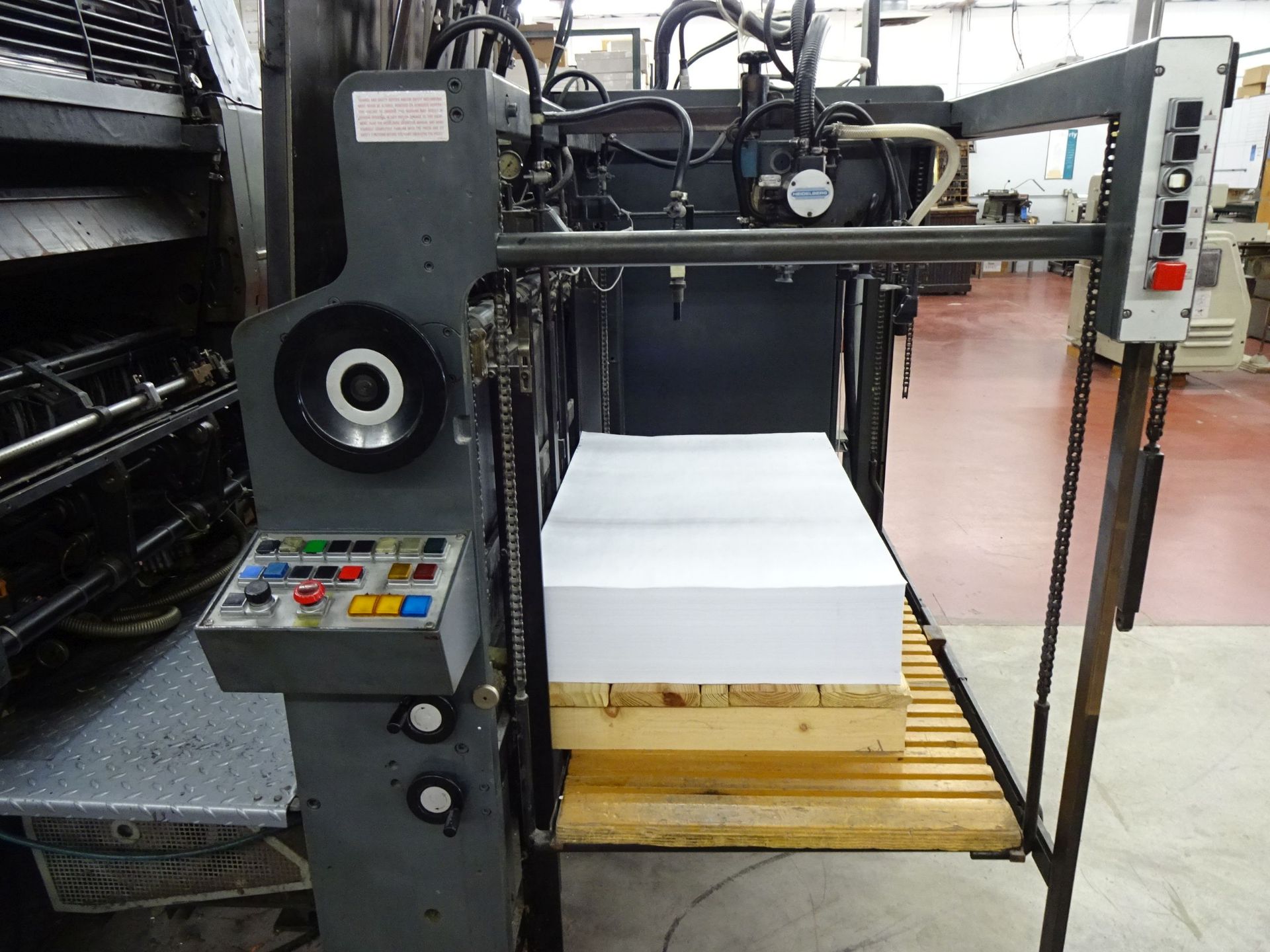 28" X 40" HEIDELBERG SPEEDMASTER 102 DP THREE-COLOR PERFECTOR PRESS; S/N 524159, CPC CONTROL - Image 12 of 25